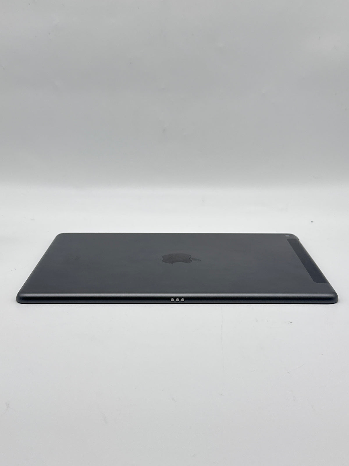 Apple iPad 8th Gen A2428 32GB Wi-Fi Cellular Gray 10.2in Tablet