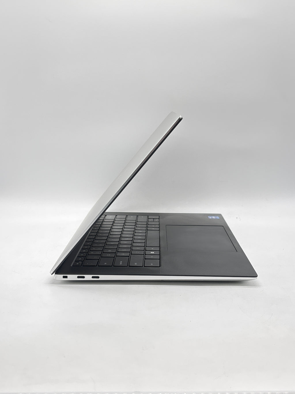 Dell XPS 15 9530 i7-13700H 16GB RAM 512GB SSD GeForce RTX 4060 - Used