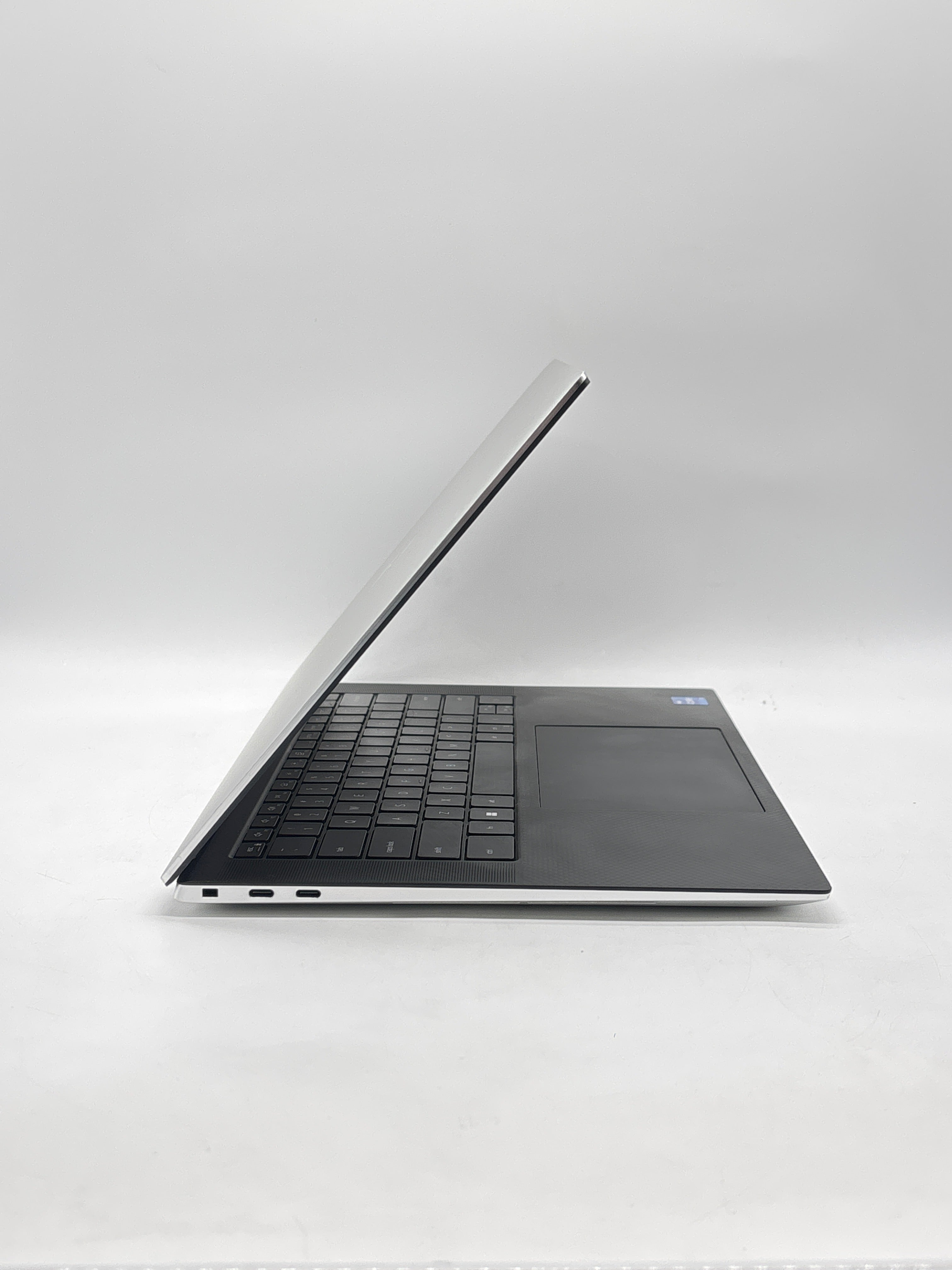 Dell XPS 15 9530 i7-13700H 16GB RAM 512GB SSD GeForce RTX 4060 - Used