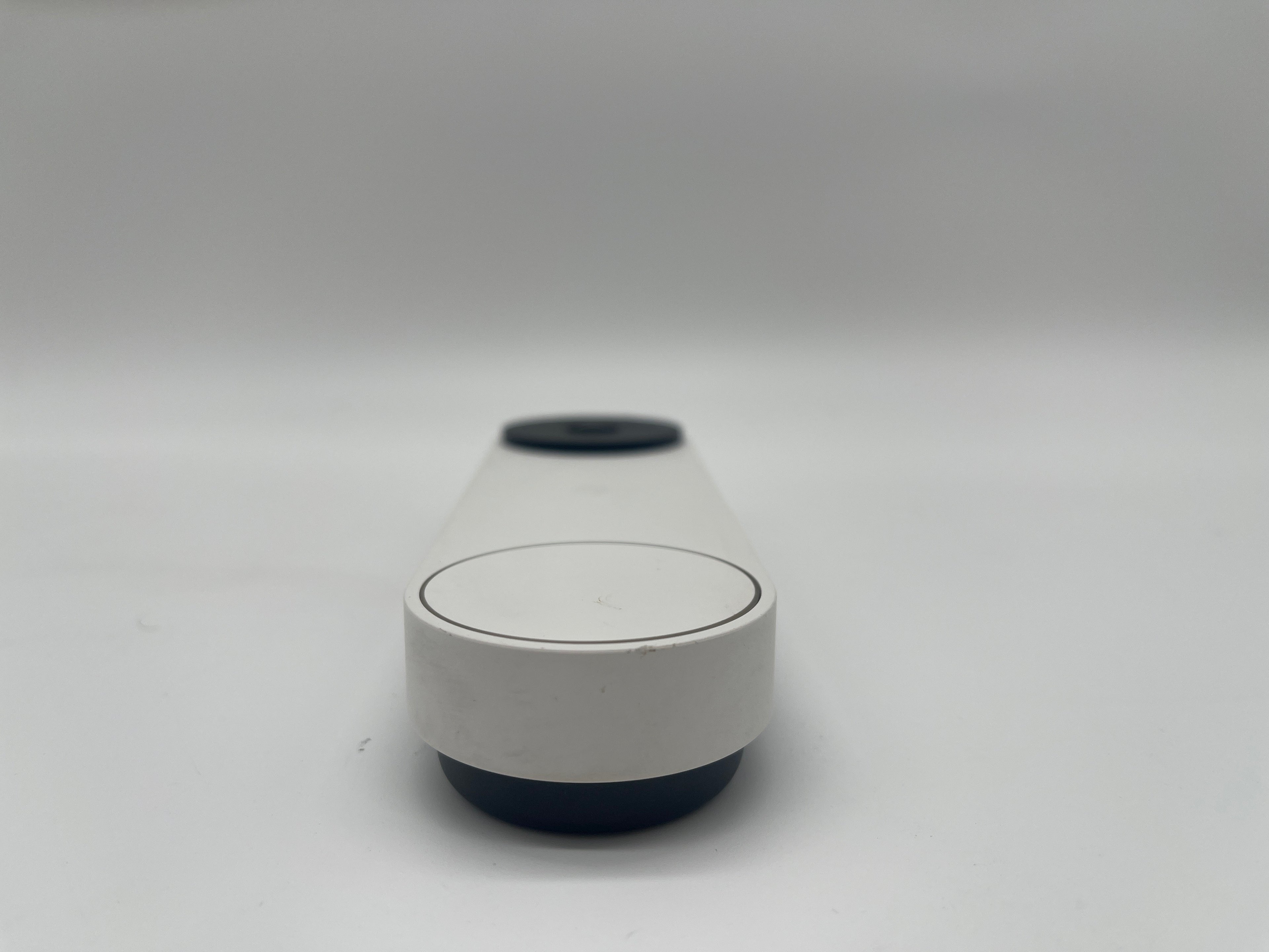 Google Nest Doorbell 2nd Gen White Used with Wall Mount Minor Scratches