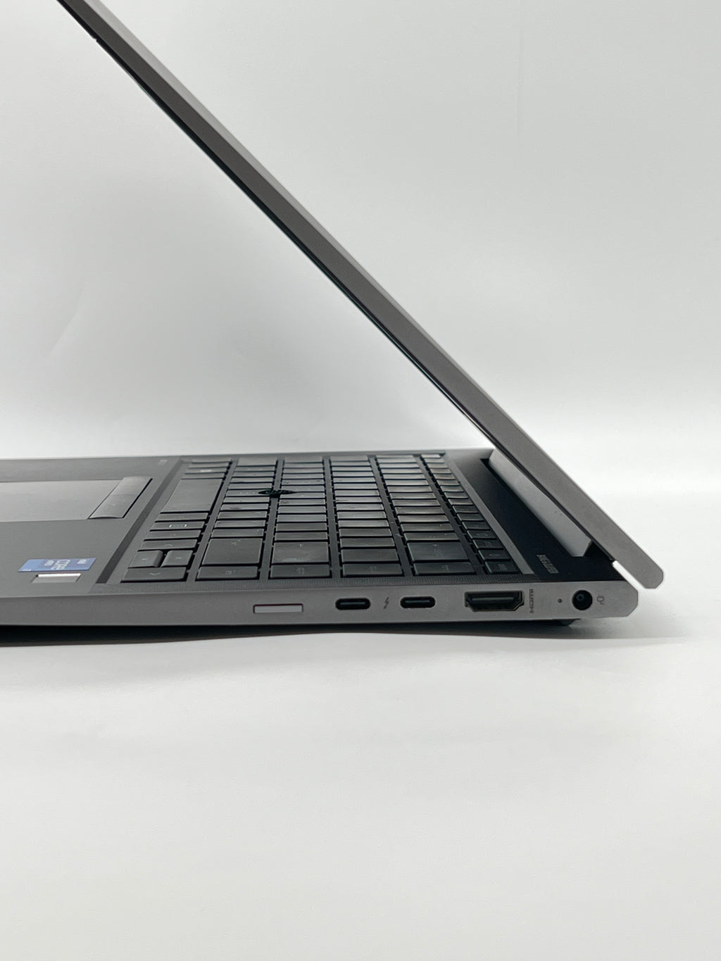 HP ZBook Firefly 14 G8 14 i7-1185G7 16GB RAM 512GB SSD - Used
