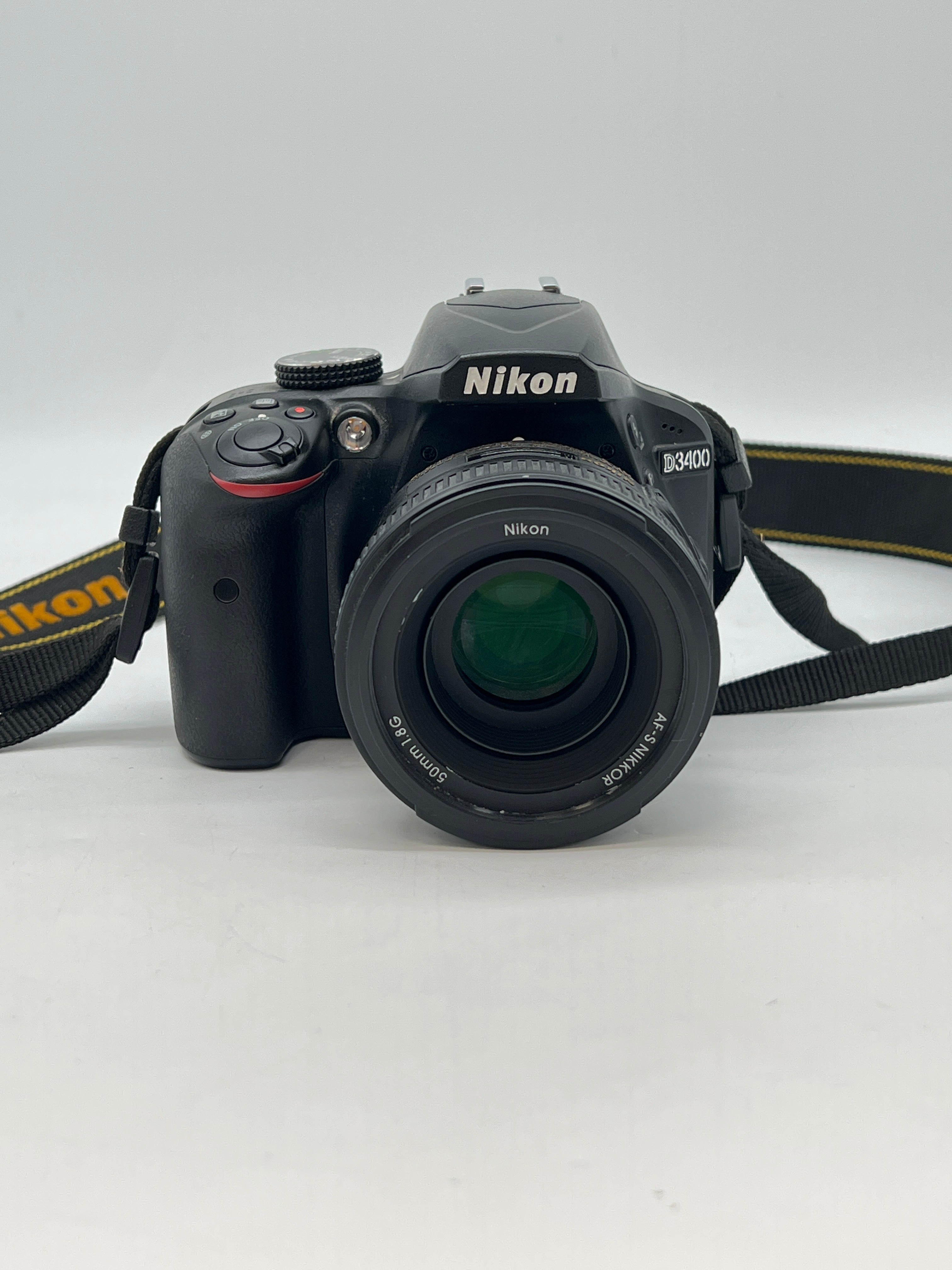 Nikon D3400 Digital Camera 24.2MP With AF-S Nikkor 50mm - Used
