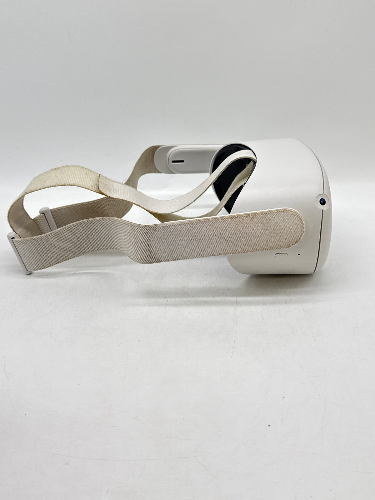 Meta Quest 2 128GB VR Headset White KW49CM - For Parts