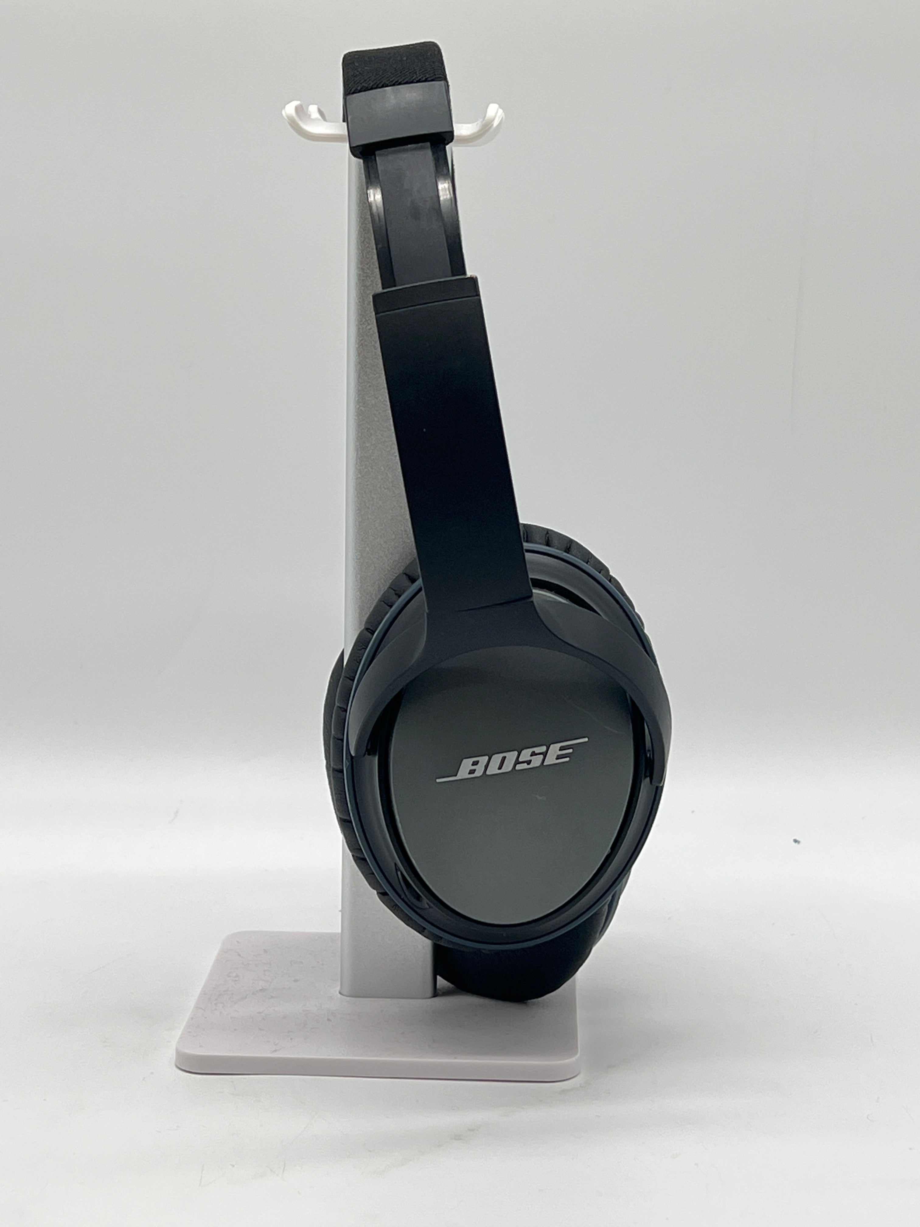 Bose QC25 Over Ear Headphones with Noise Cancellation Black Used