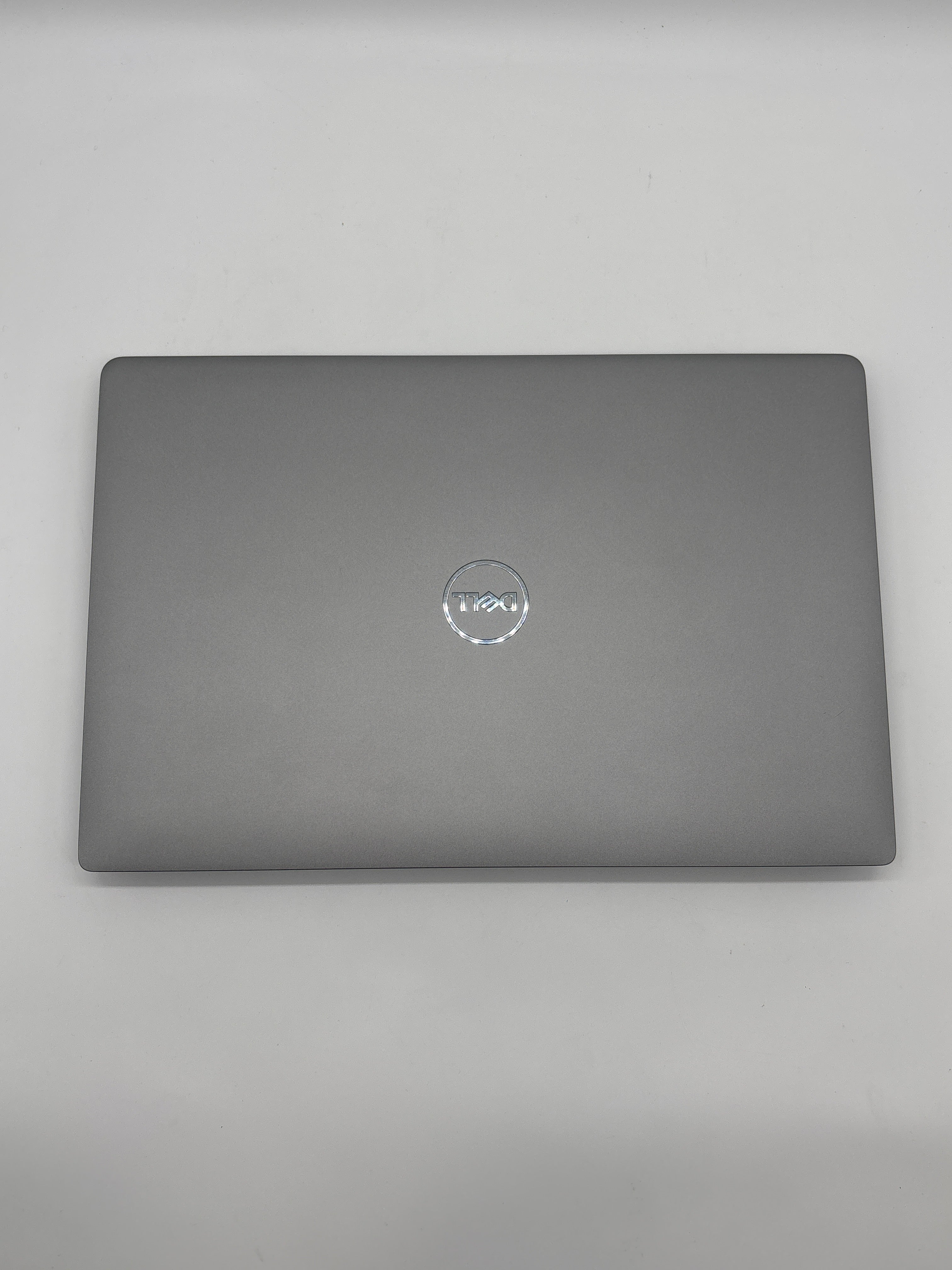 Dell Latitude 5420 14 in Intel Core i7 11th Gen 16GB RAM 512GB SSD Gray Used