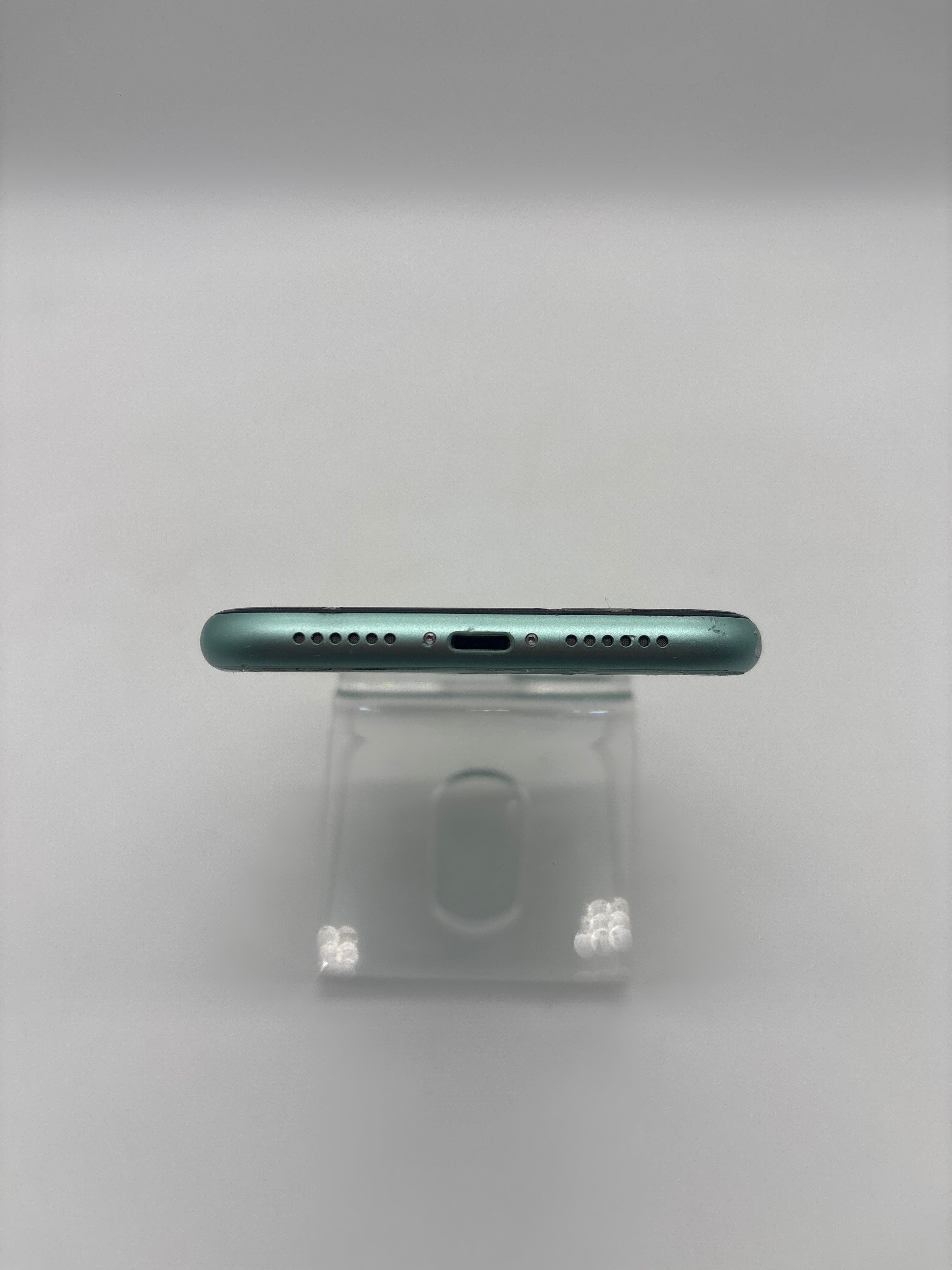 Apple iPhone 11 128 GB Green Unlocked - For Parts (Read DESC)