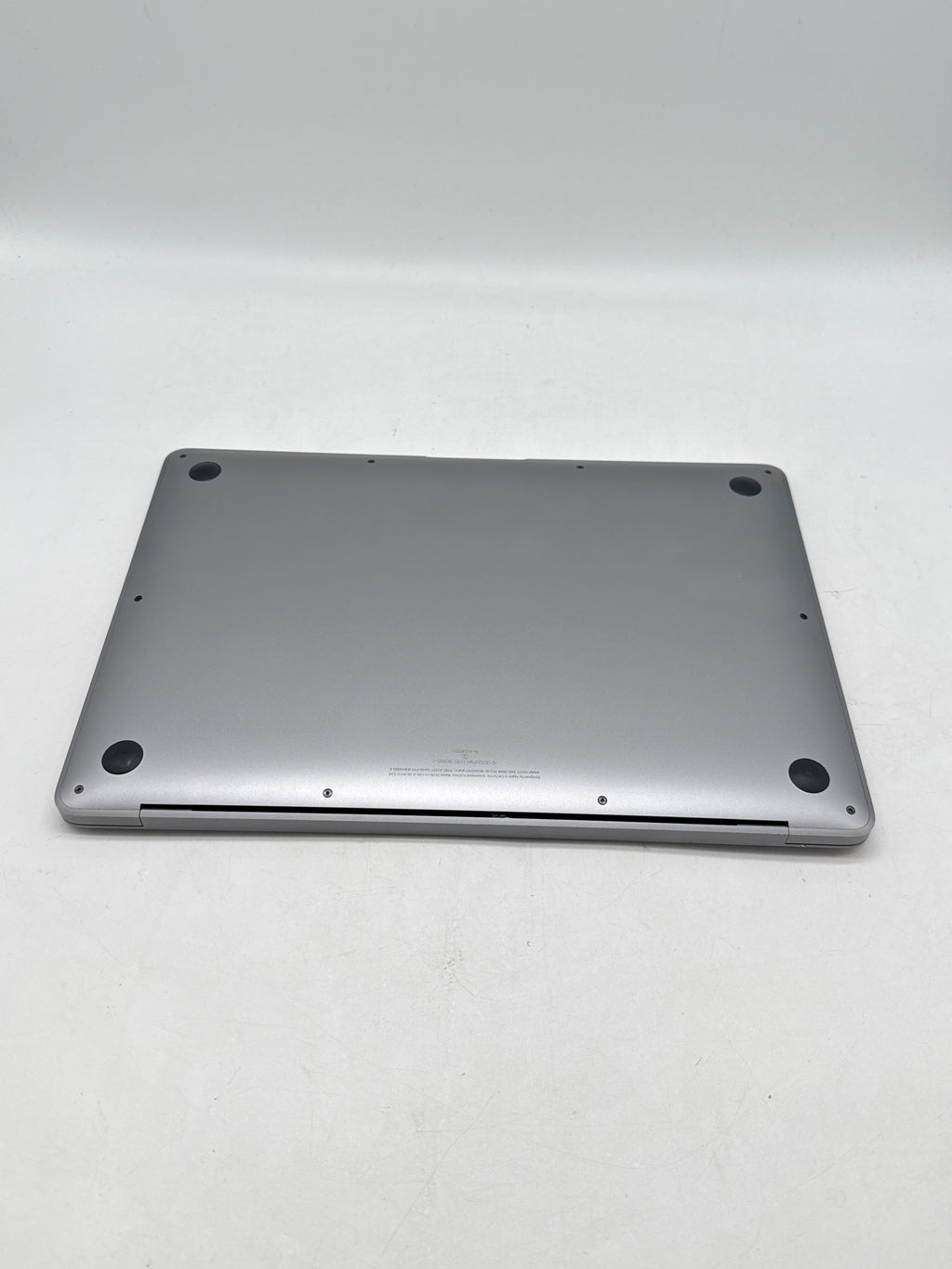Apple MacBook Air 13" M1 A2337 8GB RAM 256GB SSD - Used