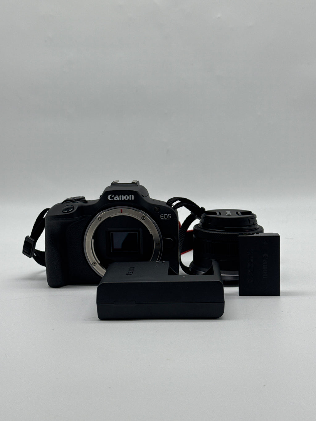 Canon EOS R100 Mirrorless Camera 24.1MP w/ RF-S 18-45mm Lens - Black