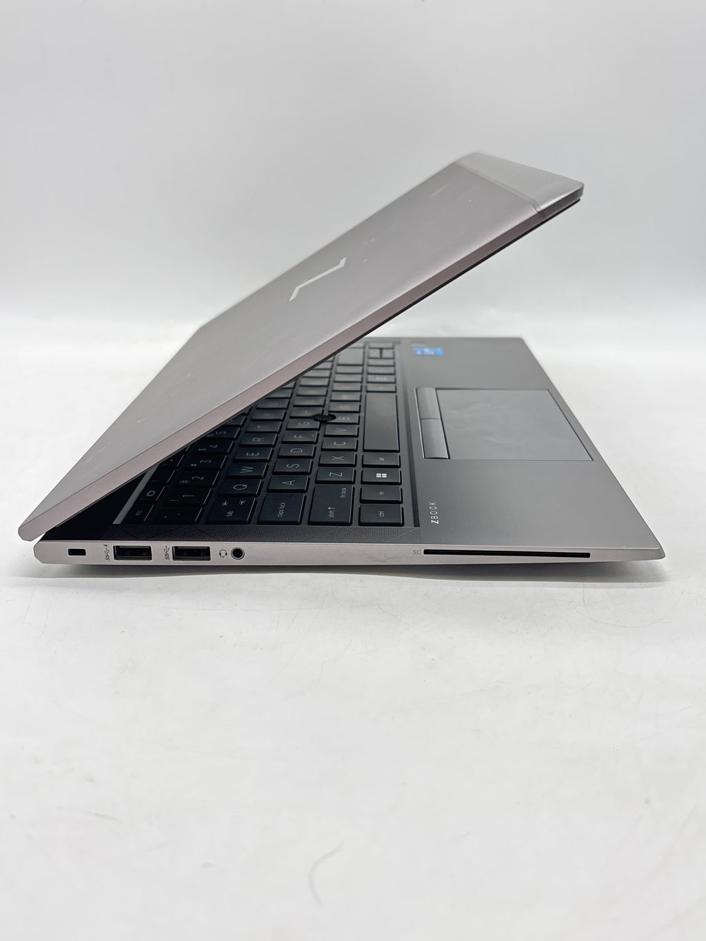 HP ZBook Firefly 14 G8 Core i5-1145G7 16GB RAM 512GB SSD  - READ