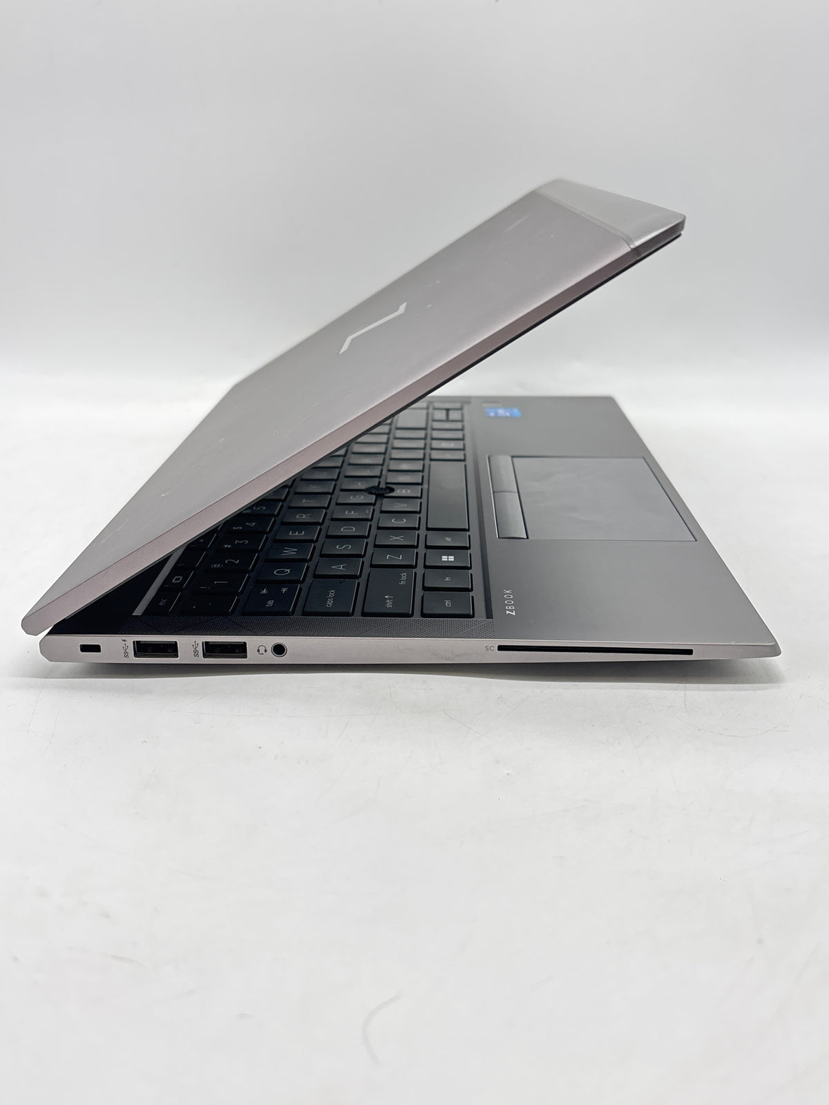 HP ZBook Firefly 14 G8 Core i5-1145G7 16GB RAM 512GB SSD  - READ