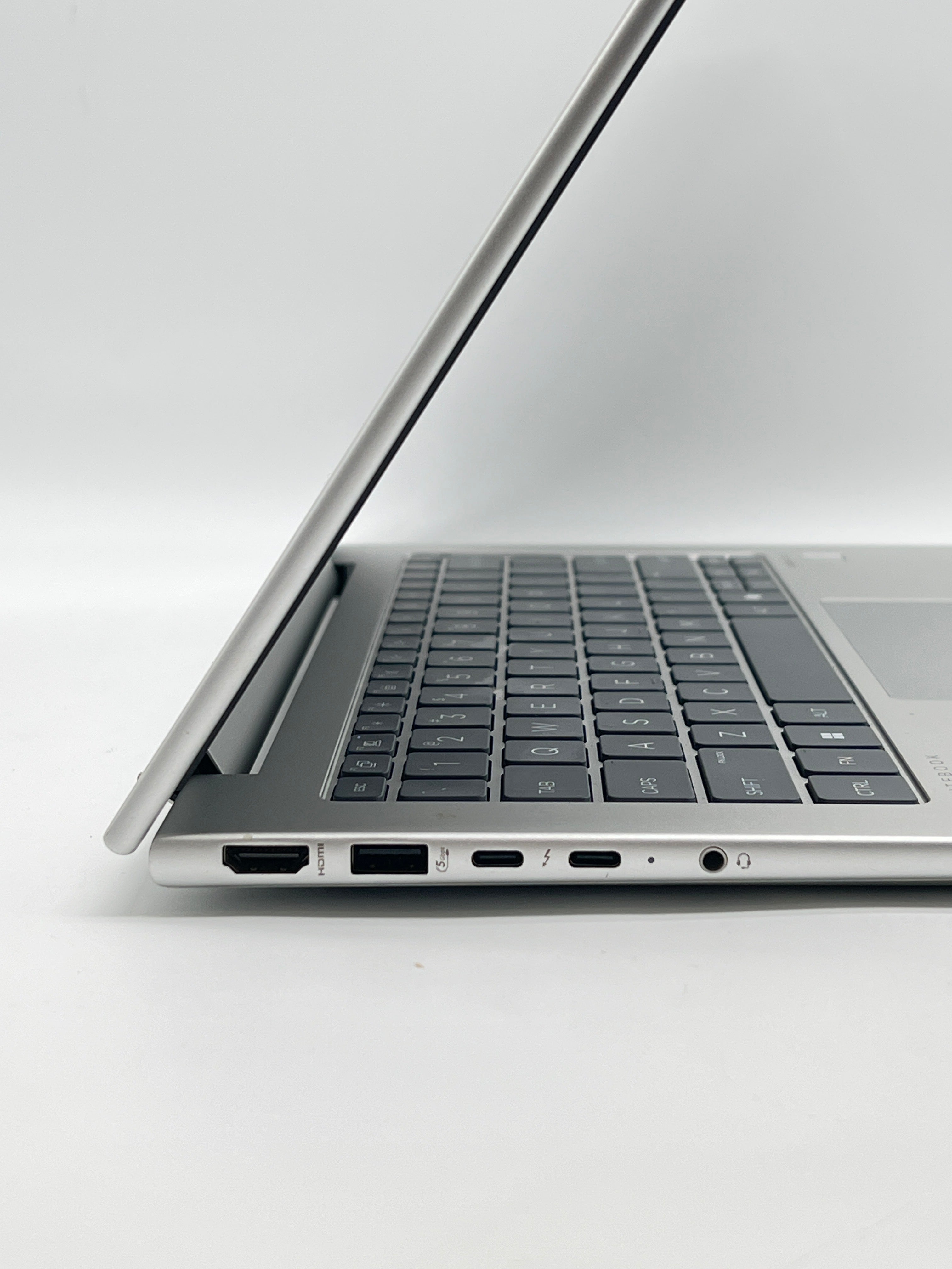 HP Elitebook 640 G11 Ultra 5-135U 16GB RAM 512GB SSD - Used