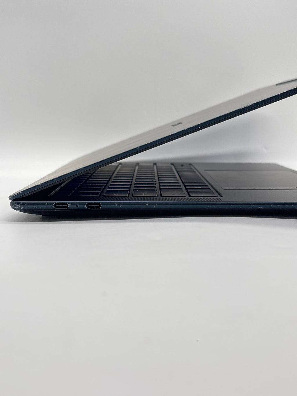 Lenovo Yoga Slim 7 14Q8X9 Touch Snapdragon X Elite 16GB RAM 512GB SSD