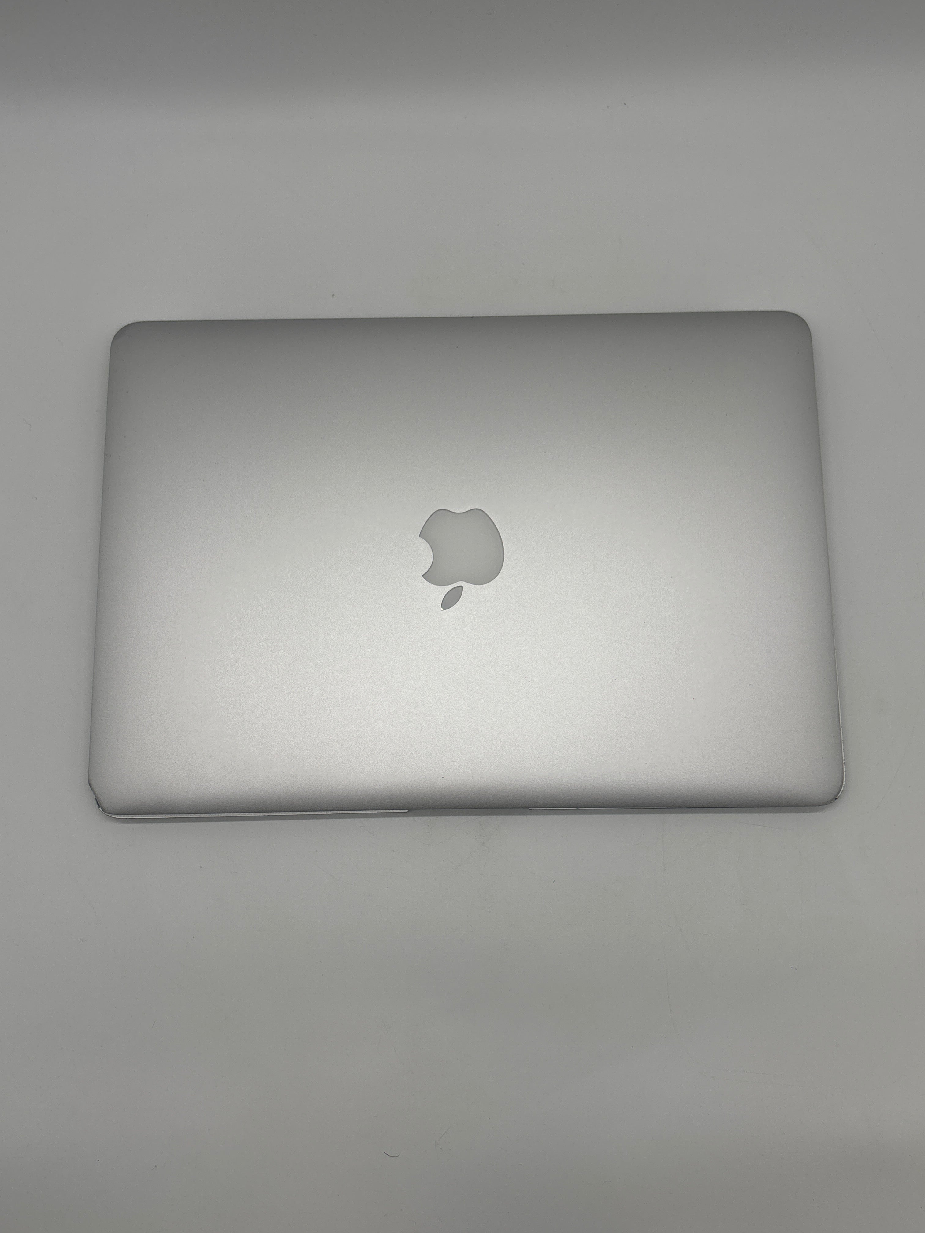 Apple MacBook Air 11" A1465 2015 Intel Core i5 4GB RAM 128GB SSD
