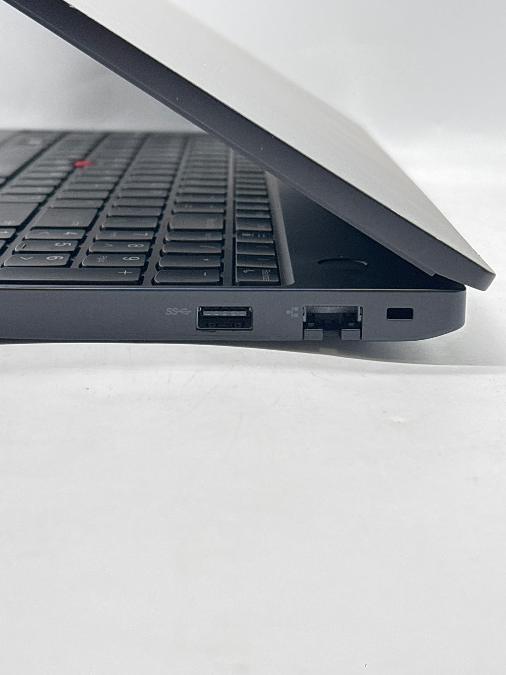Lenovo ThinkPad E16 Gen 1 Ryzen 5 7530U 16GB RAM 256GB SSD - Used