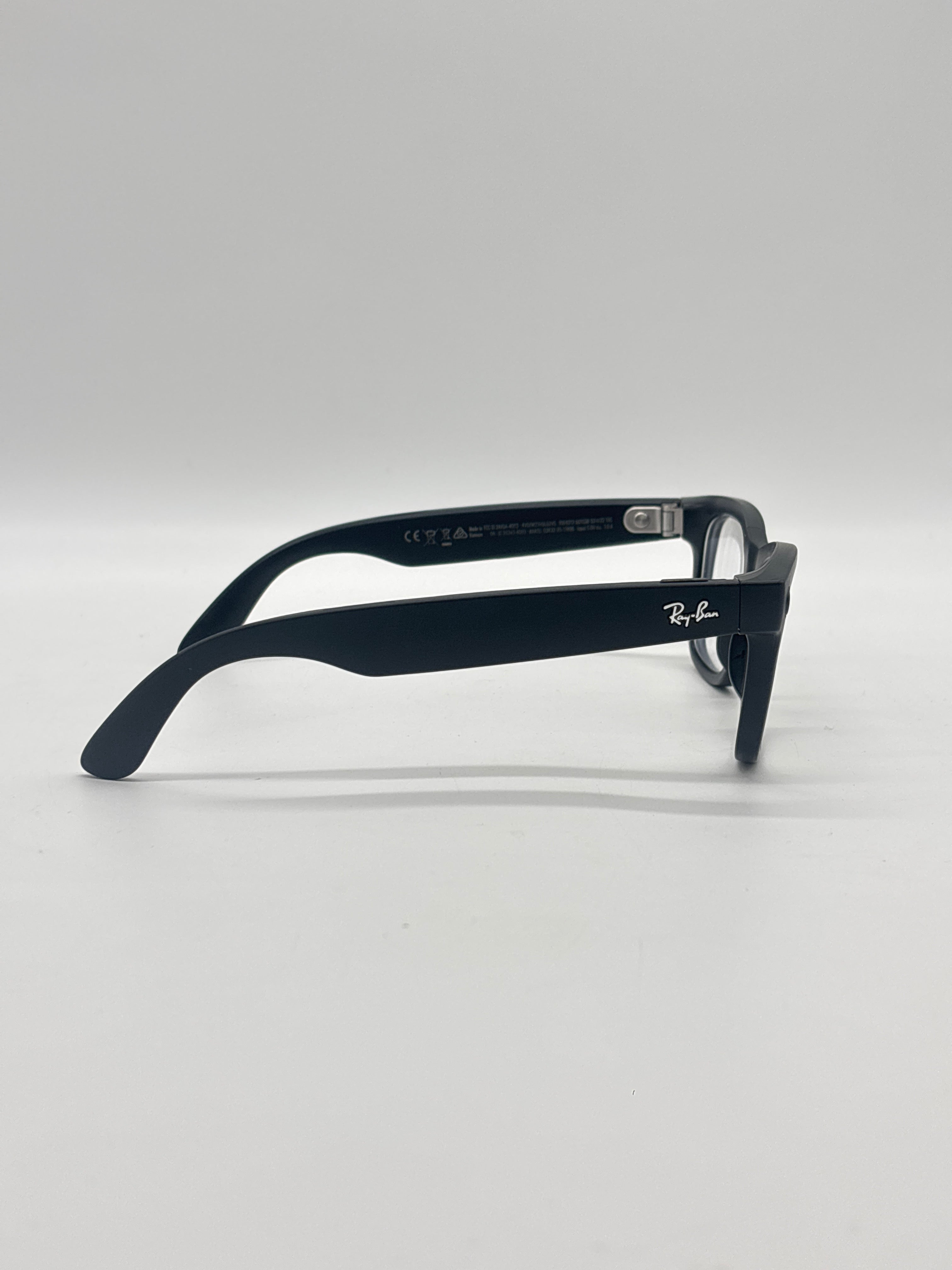 Meta Rayban Wayfarer Gen 2 Smart Glasses Black - For Parts (Rx Range Unknown)