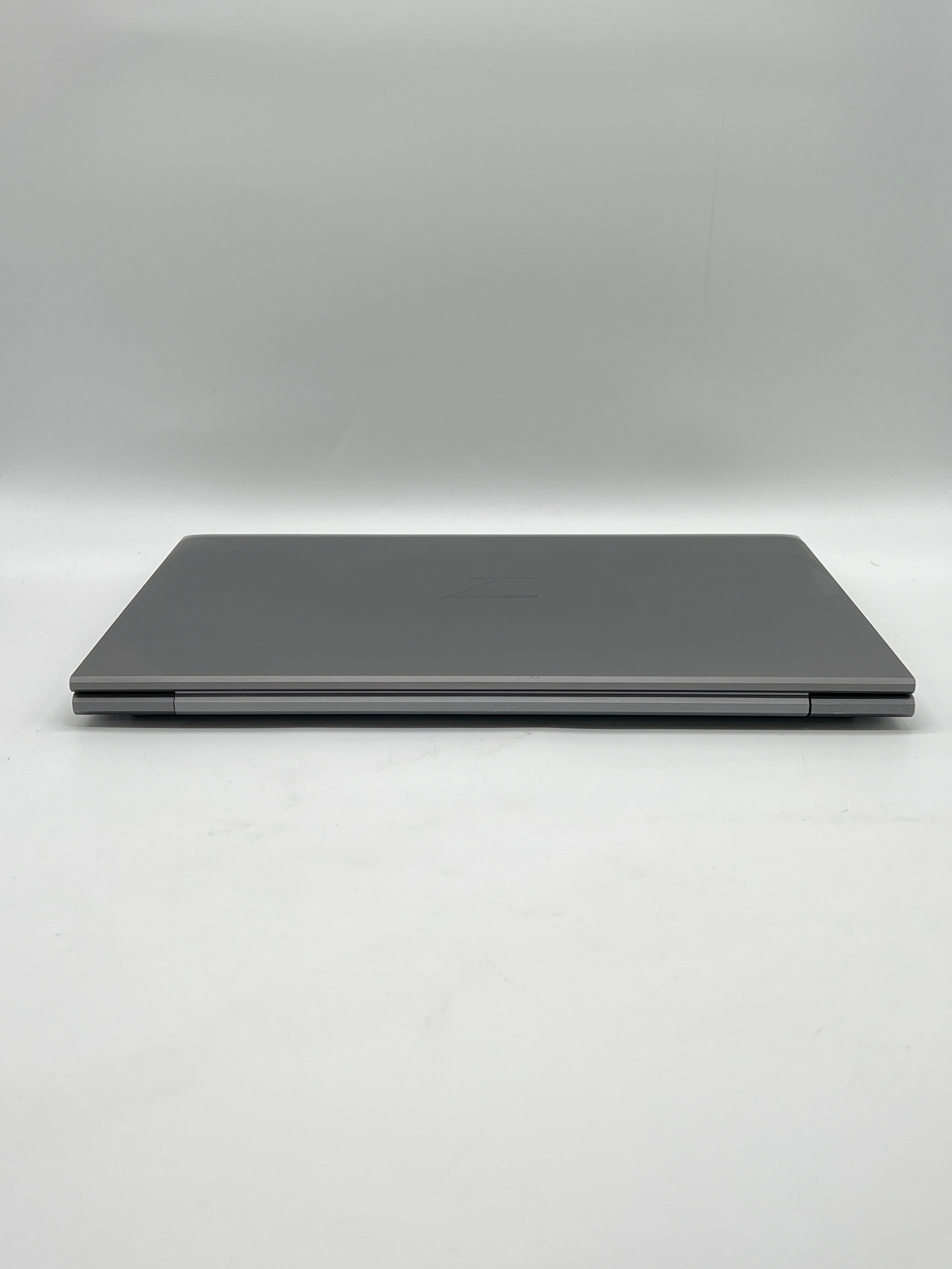 HP ZBook Firefly 14 G8 14 i7-1185G7 16GB RAM 512GB SSD - Used