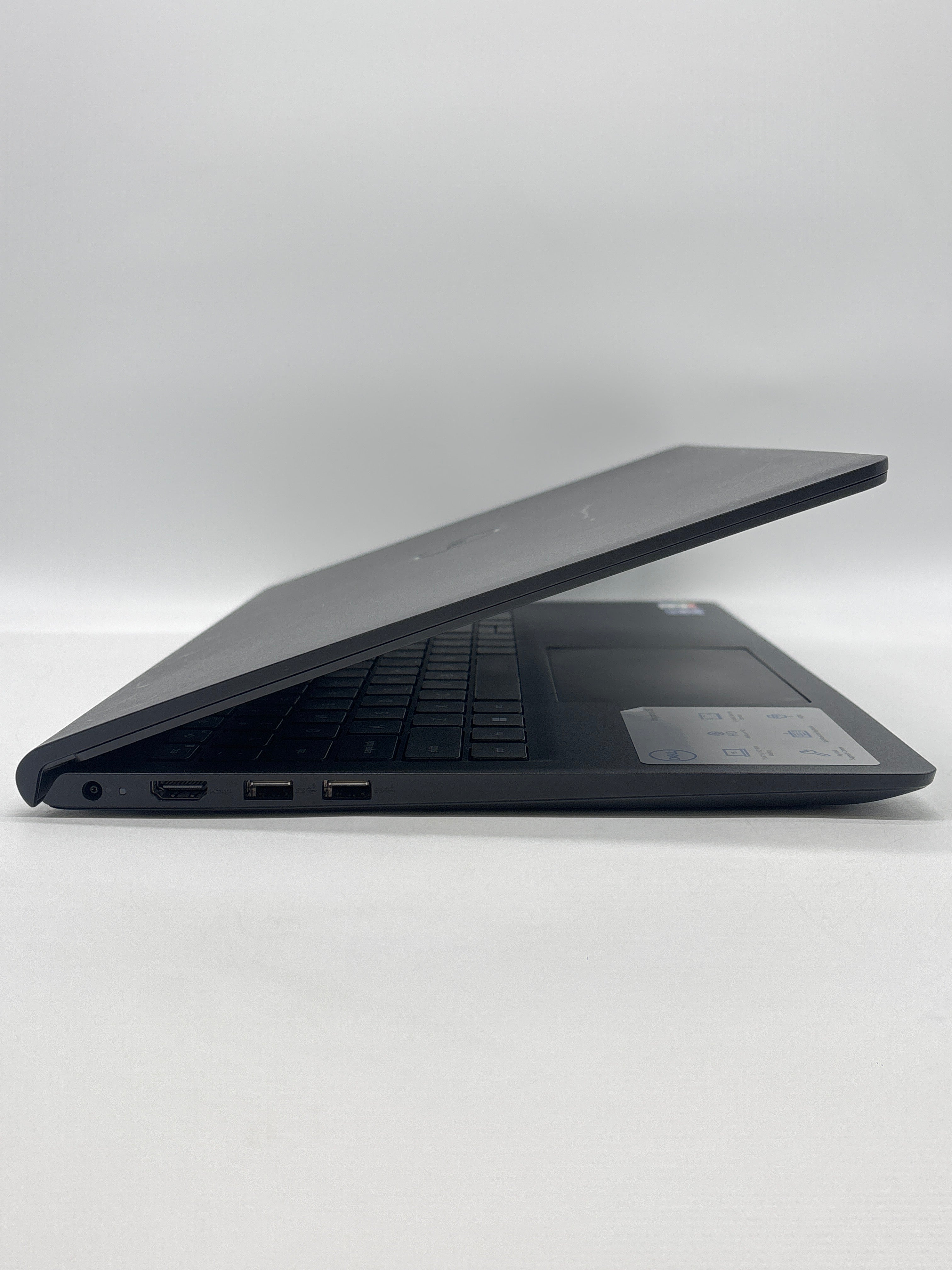 Dell Inspiron 15 3520 i7-1255U 16GB RAM 1TB