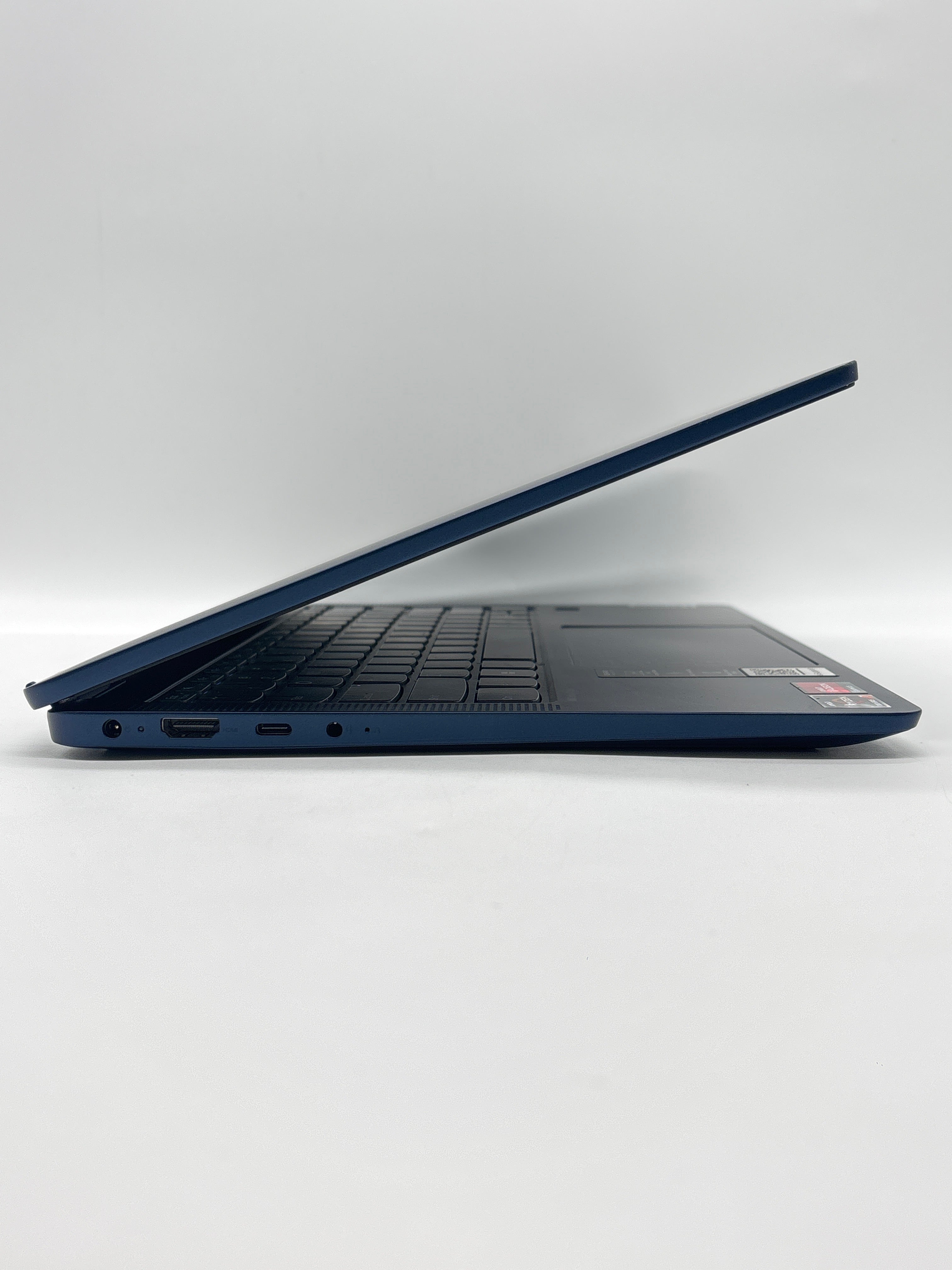 Lenovo Ideapad Flex 5 14abr8 Ryzen 7 7730U 16GB RAM 512GB SSD