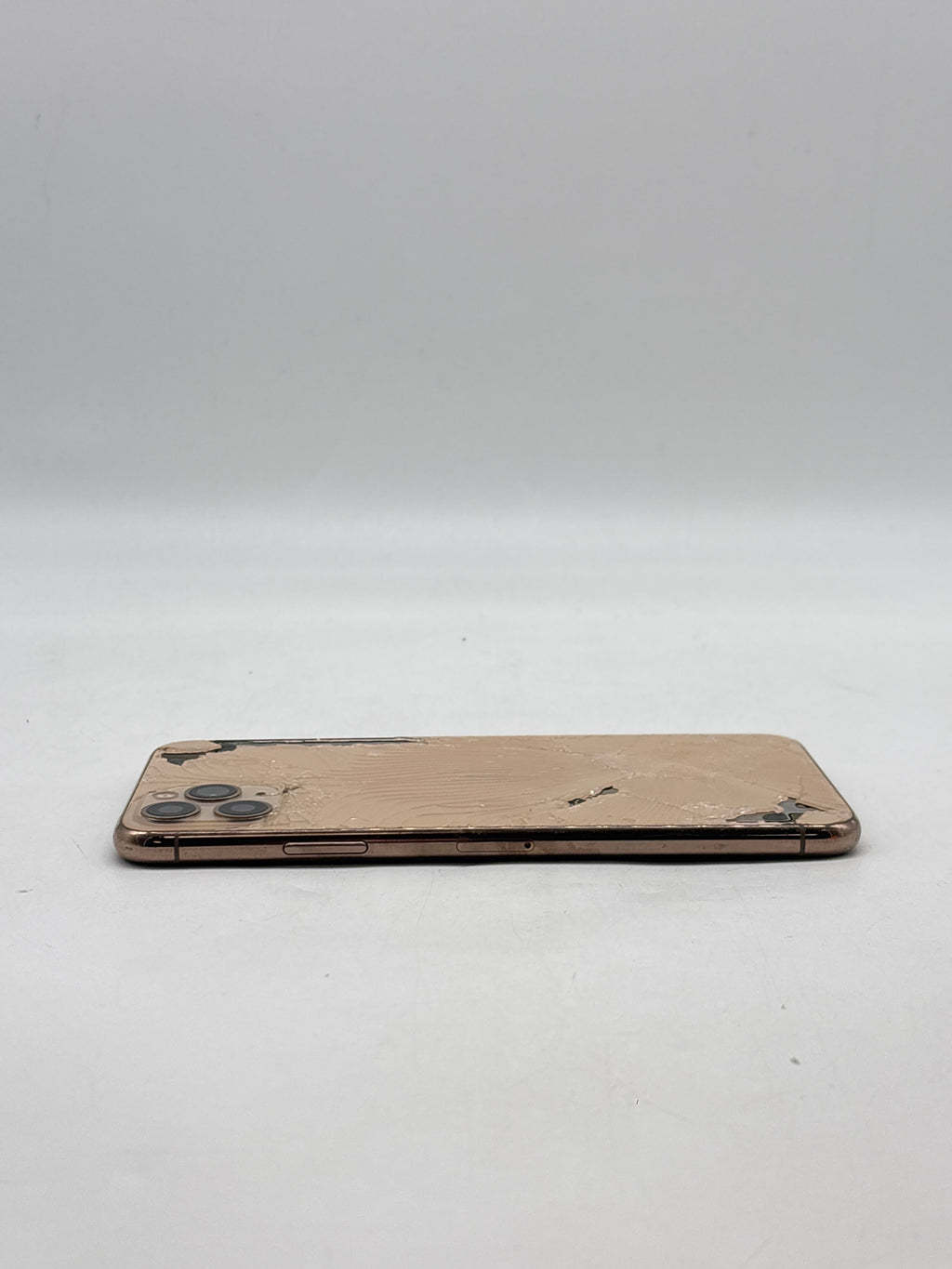 Apple iPhone 11 Pro Max 6.5" A2161 256GB Network Unlocked Gold - For Parts