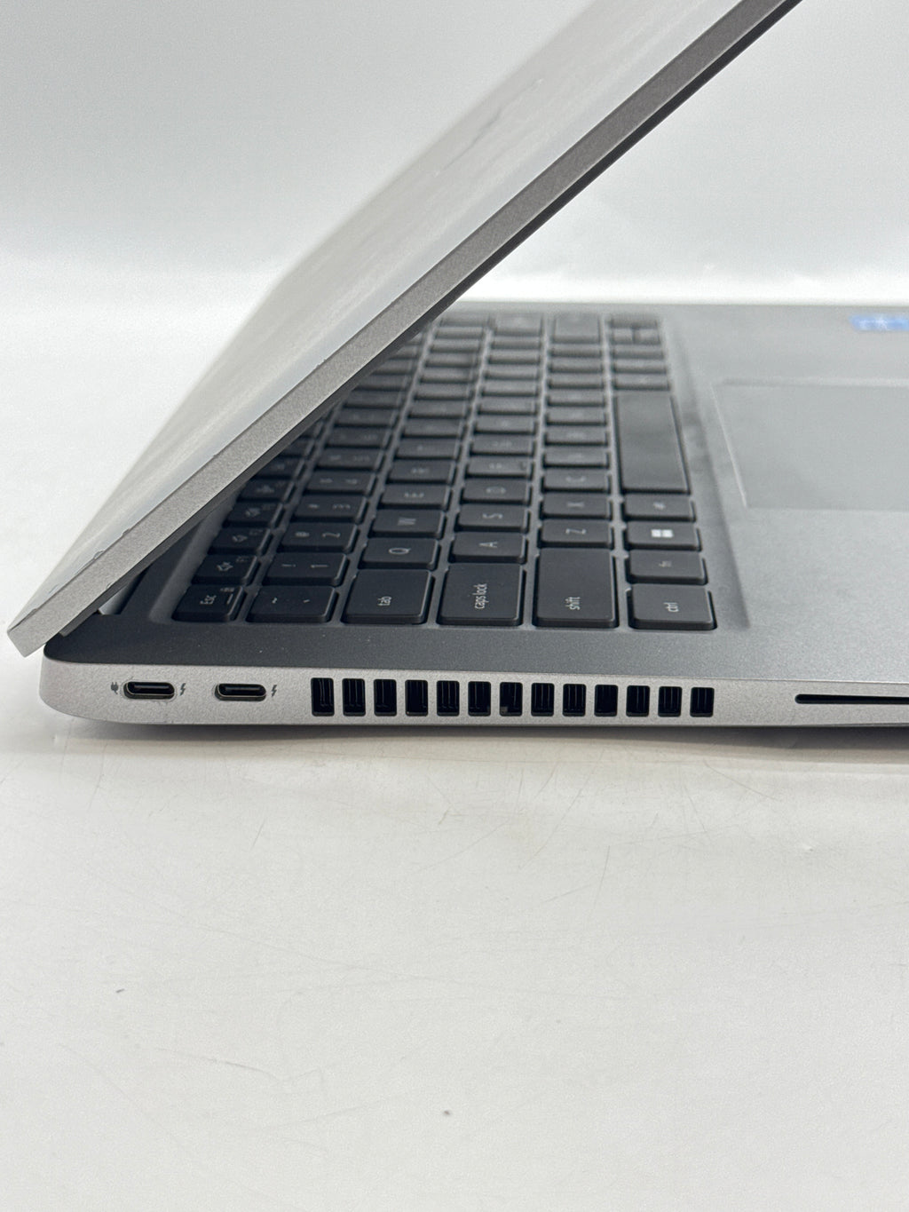 Dell Latitude 5430 14" FHD Intel Core i5-1235U 16GB RAM 256GB SSD - Used