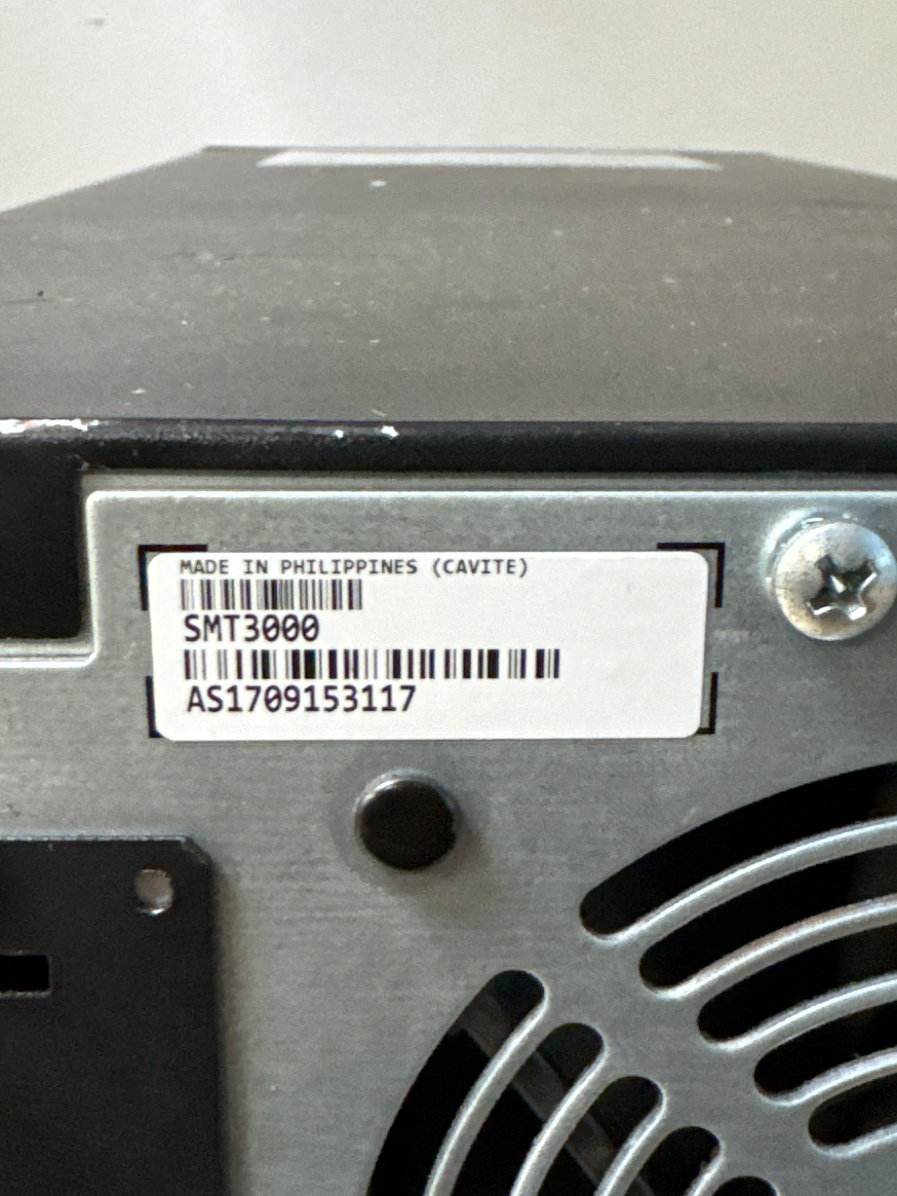 APC SMT3000 Smart-UPS 3000VA Tower Stand LCD w/ Batteries - Used