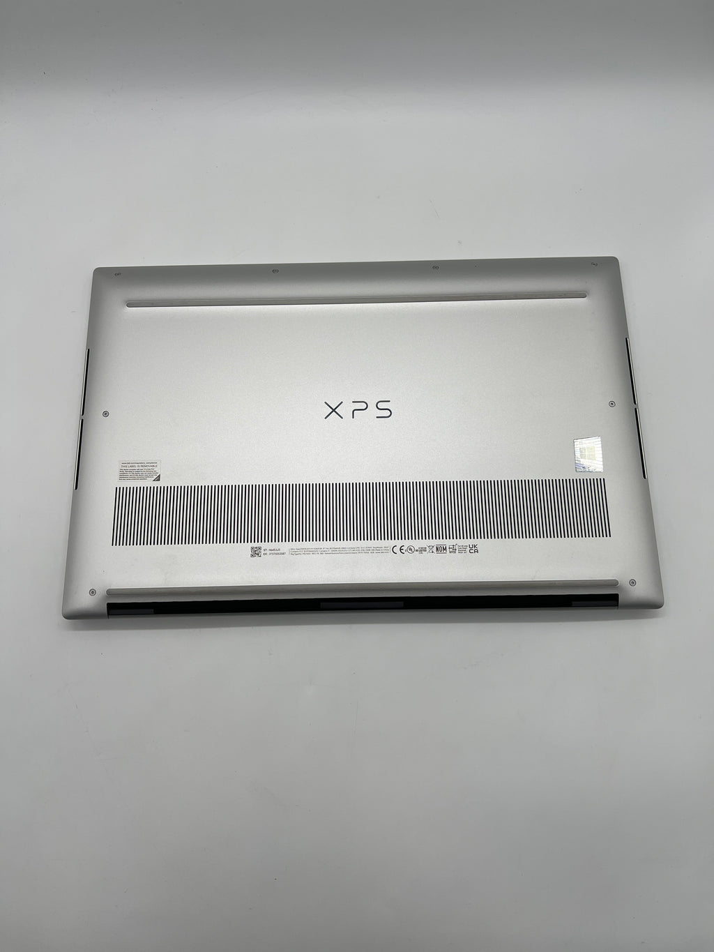 Dell XPS 15 9510 i7 16GB RAM  512GB SSD GeForce RTX 3050 Ti Black