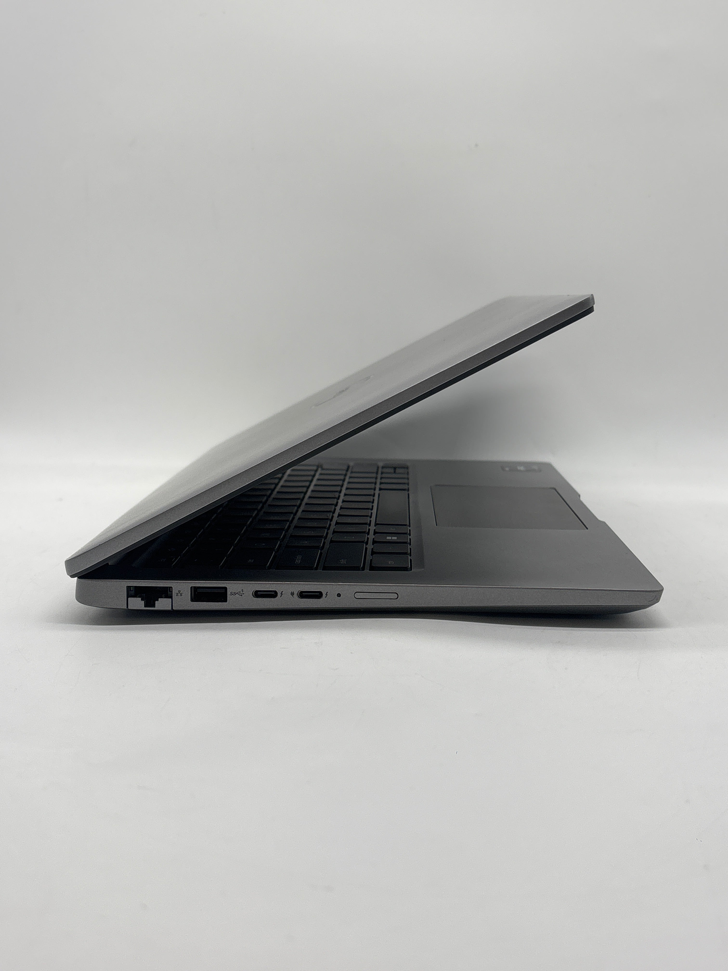 Dell Latitude 5440 14" i5-1335U 16GB RAM 256GB SSD Gray - For Parts