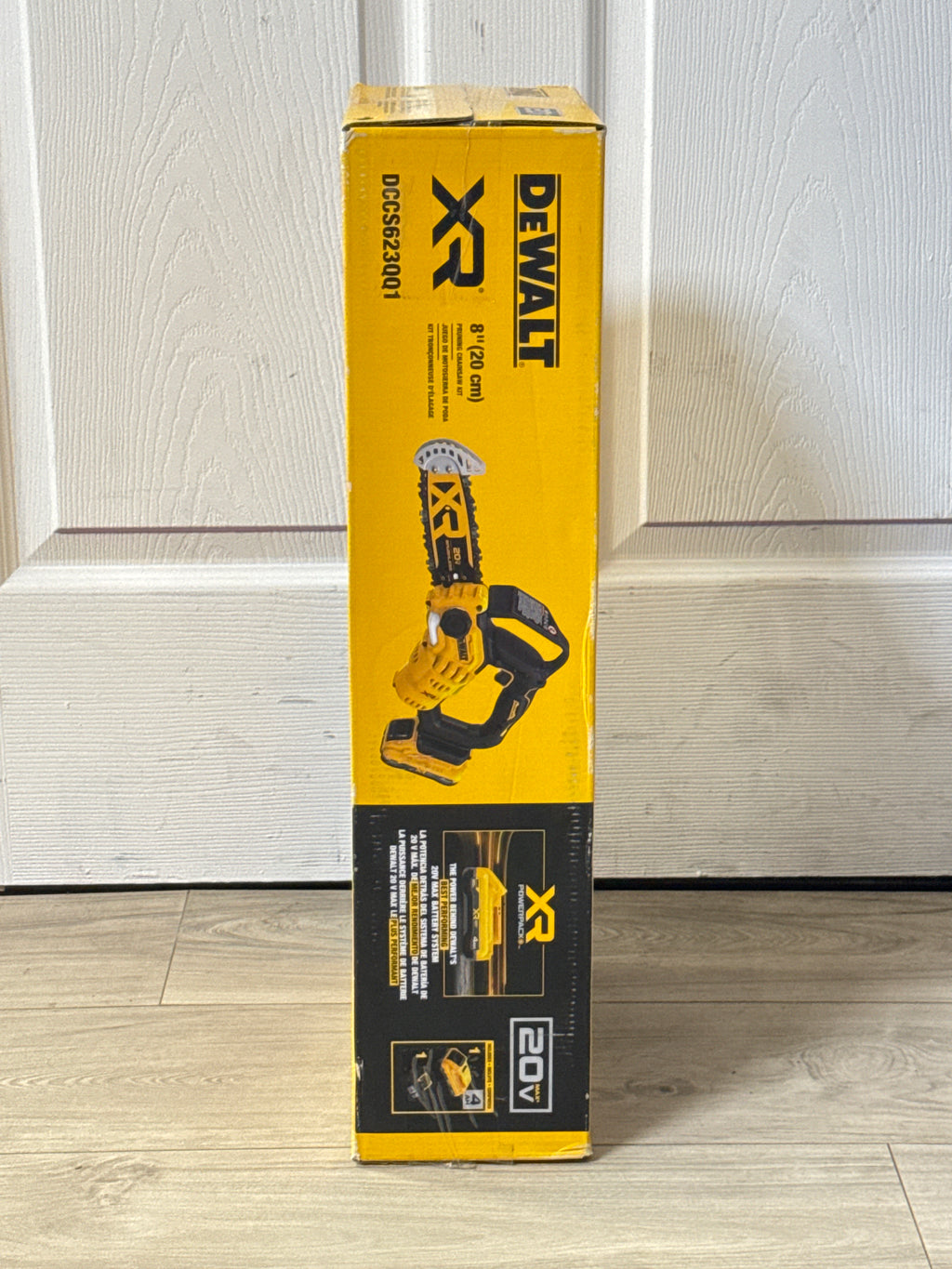 DEWALT DCCS623QQ1 Pruning Chainsaw 20V Cordless Brushless - Open Box