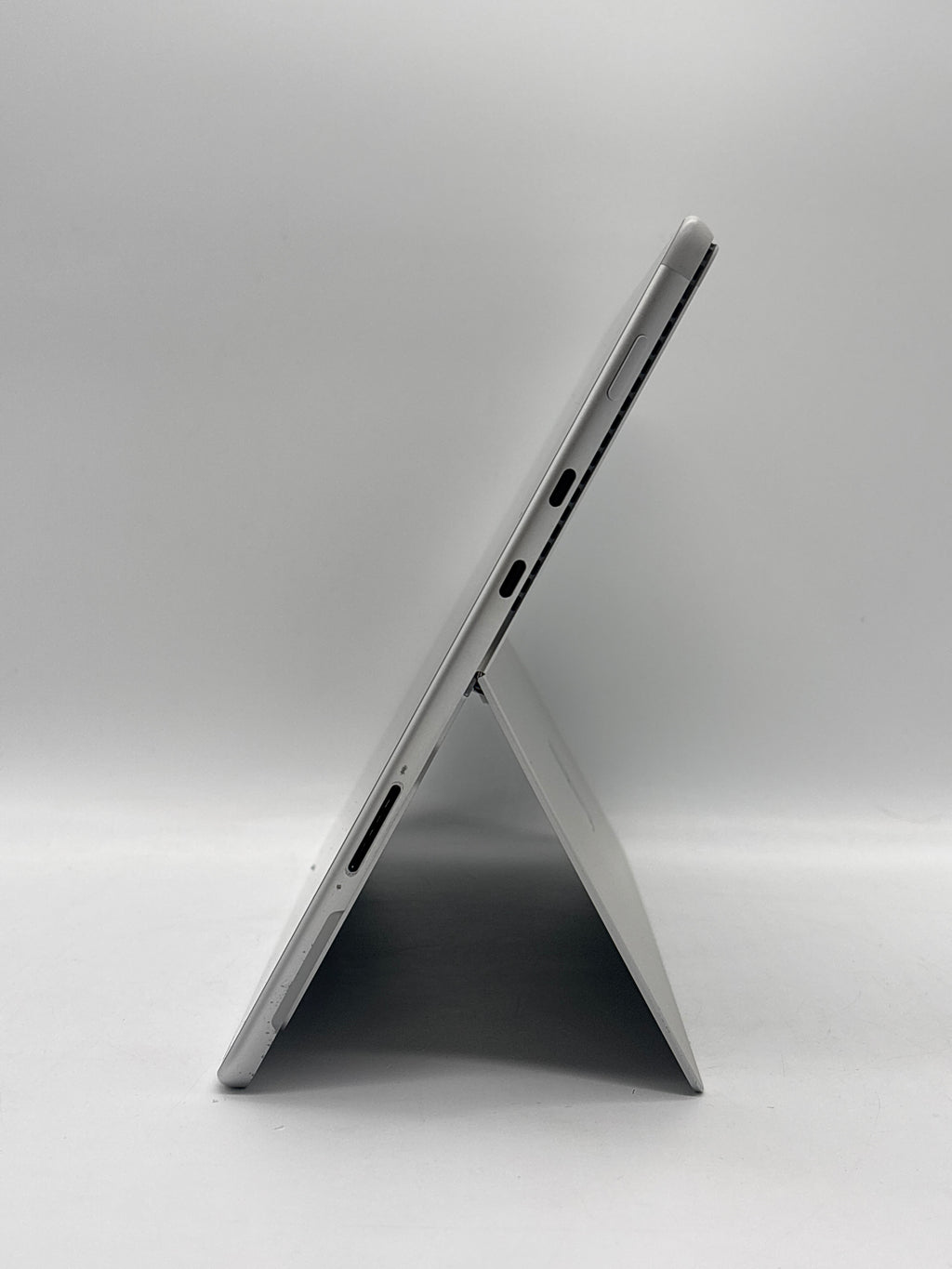 Microsoft Surface Pro 8 1982 i5-1145G7 16GB RAM 256GB