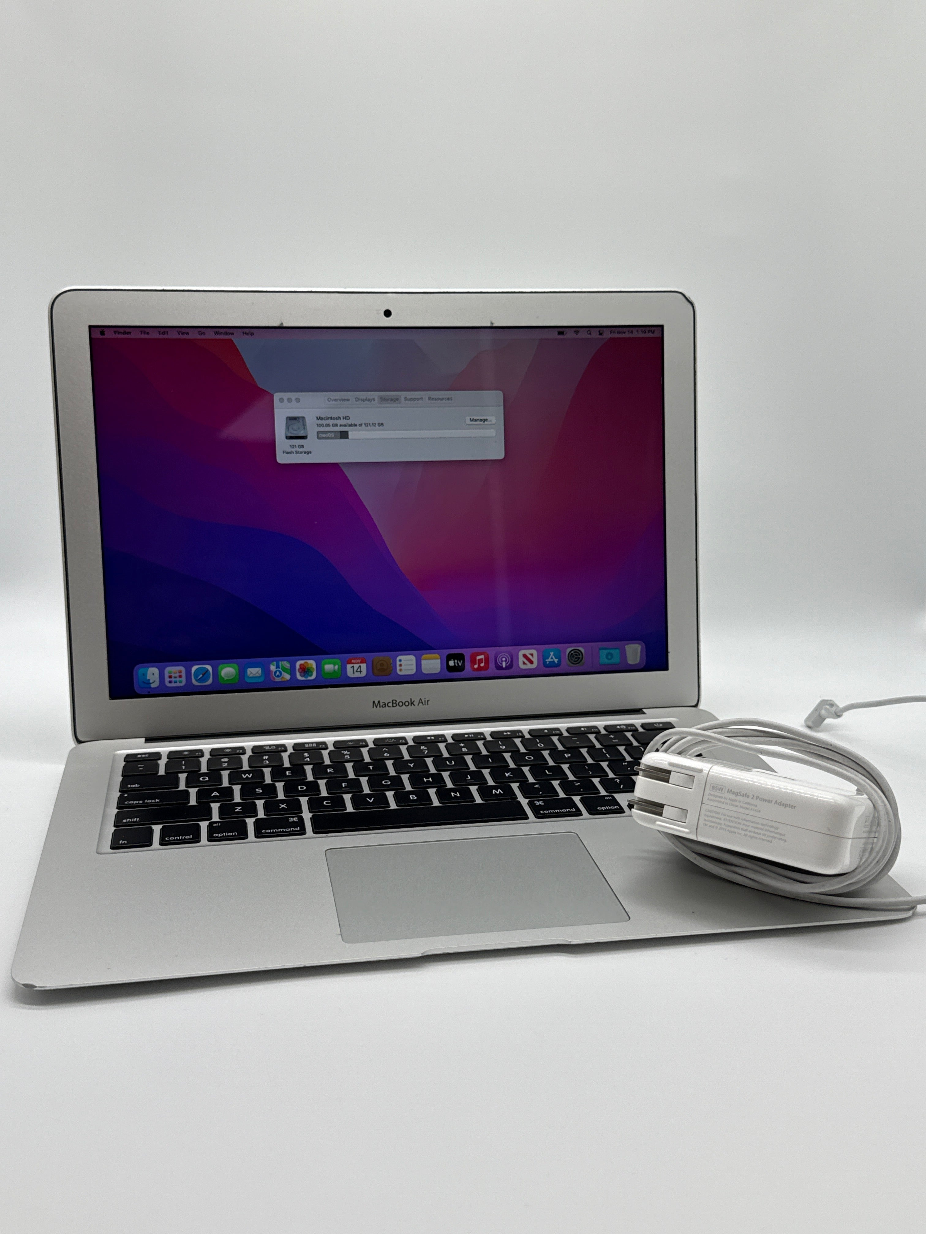 Apple MacBook Air 13" A1466 2017 Intel i5 8GB RAM 128 GB SSD Silver