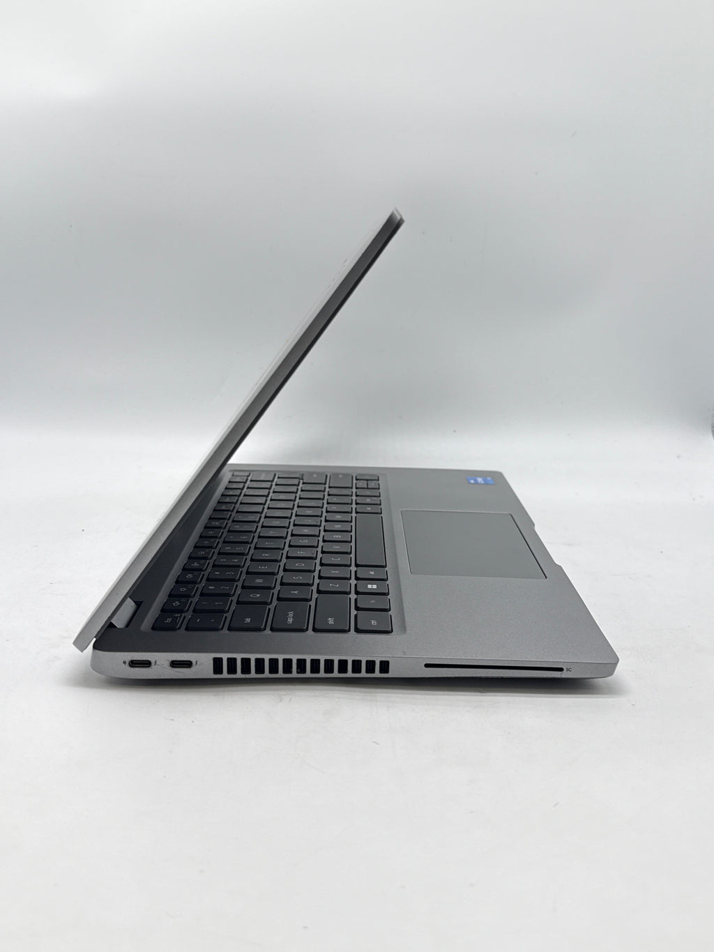 Dell Latitude 5430 14" Intel Core i5-1235U 16GB RAM 256GB SSD - Used