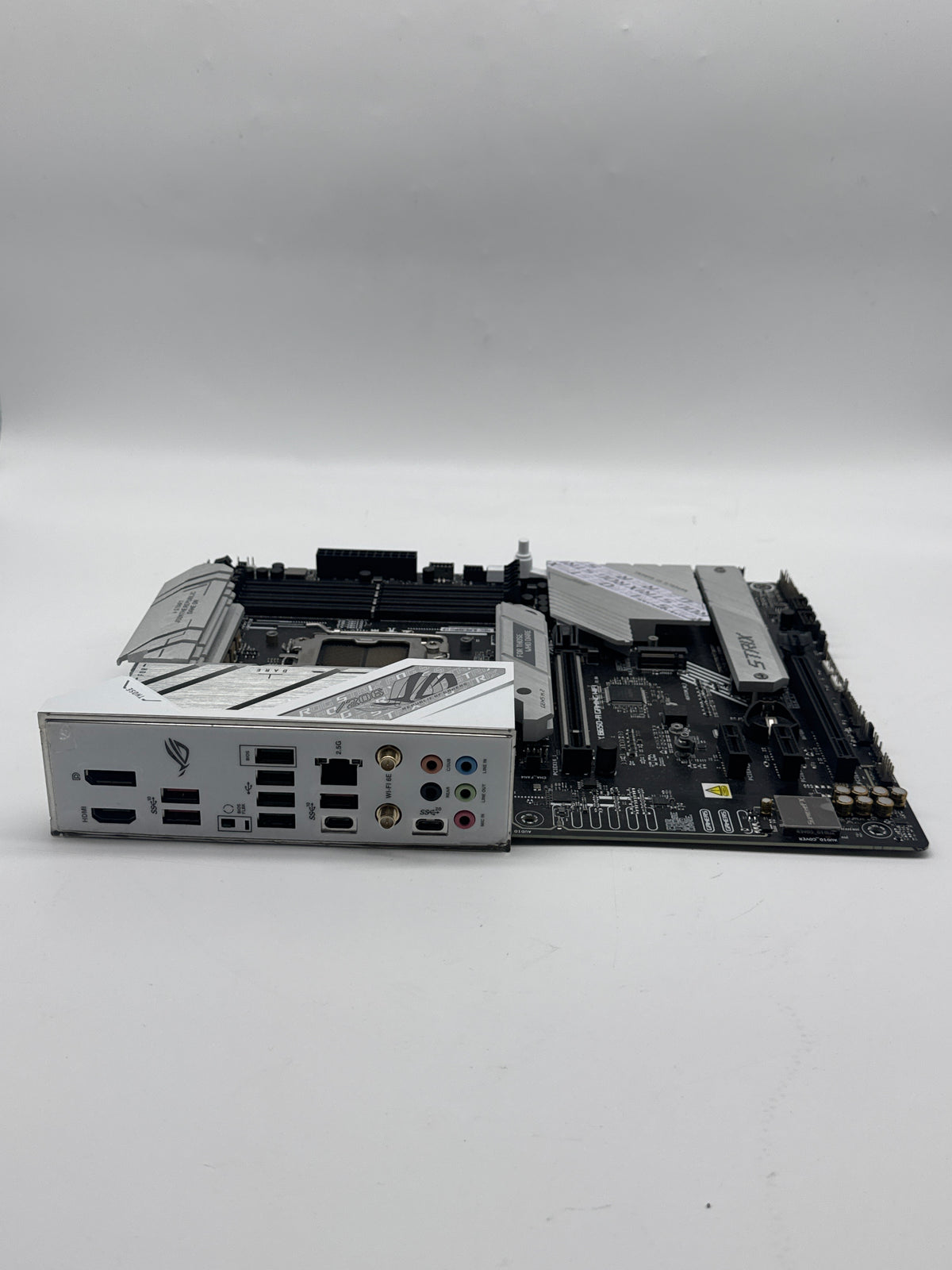 ASUS ROG Strix B650-A Gaming WiFi AM5 ATX Motherboard DDR5 Wi-Fi 6E - Used