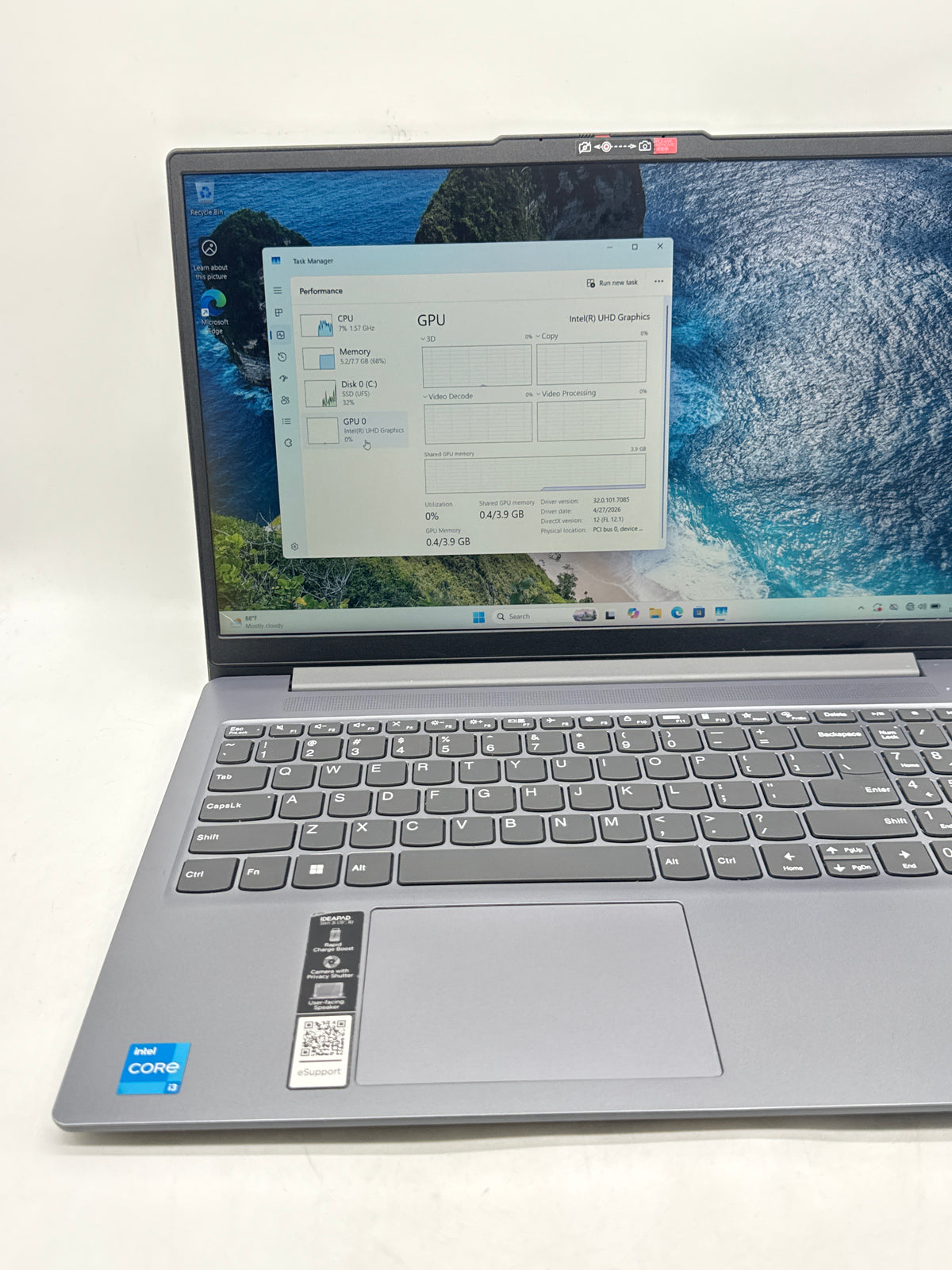 Lenovo IdeaPad Slim 3 15IAN8 Core i3 N305 8GB RAM 128GB SSD 15in - Used