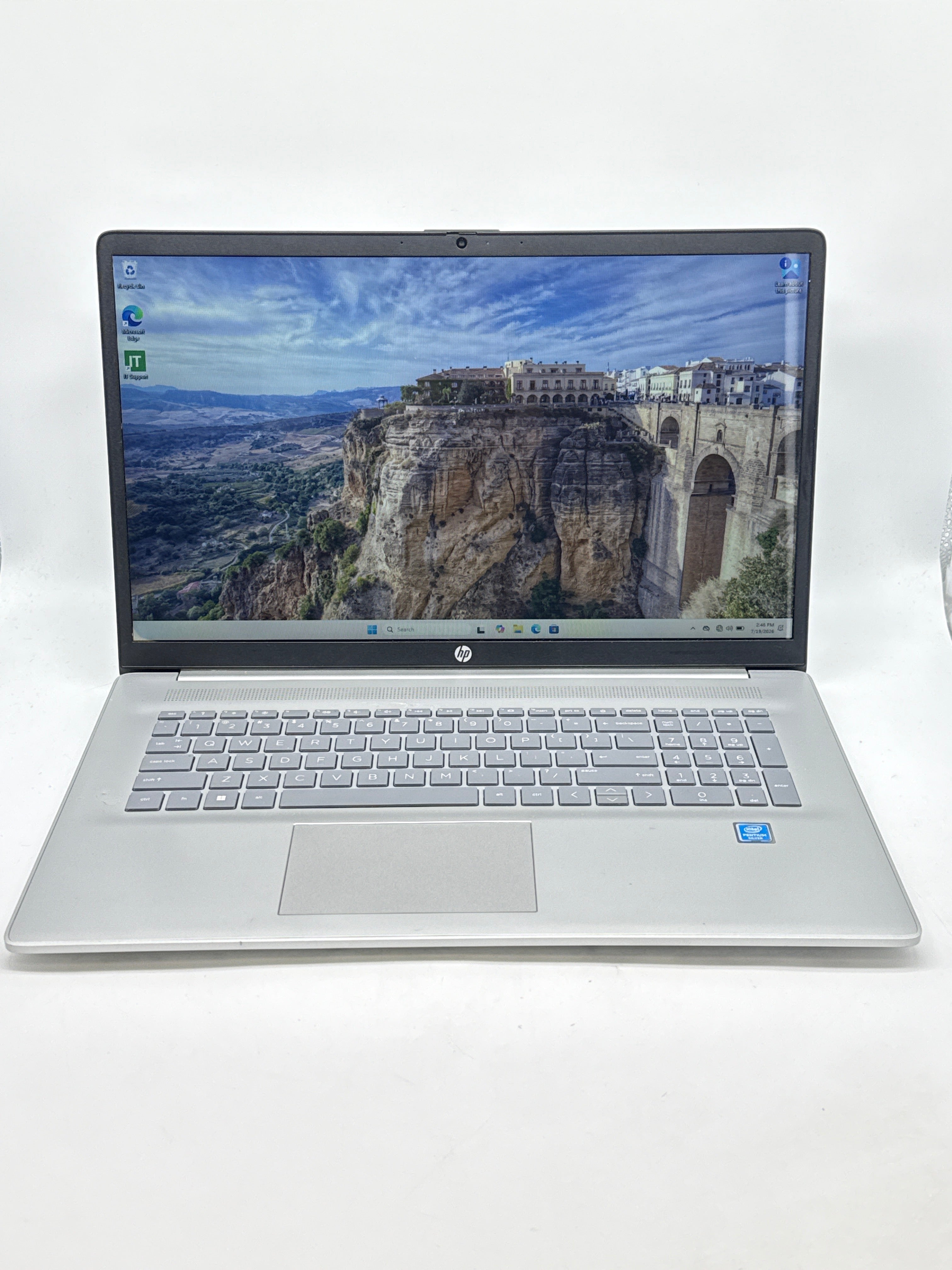 HP Laptop 17-cn0xxx 17.3" Pentium Silver N5030 4GB RAM 128GB SSD - Used