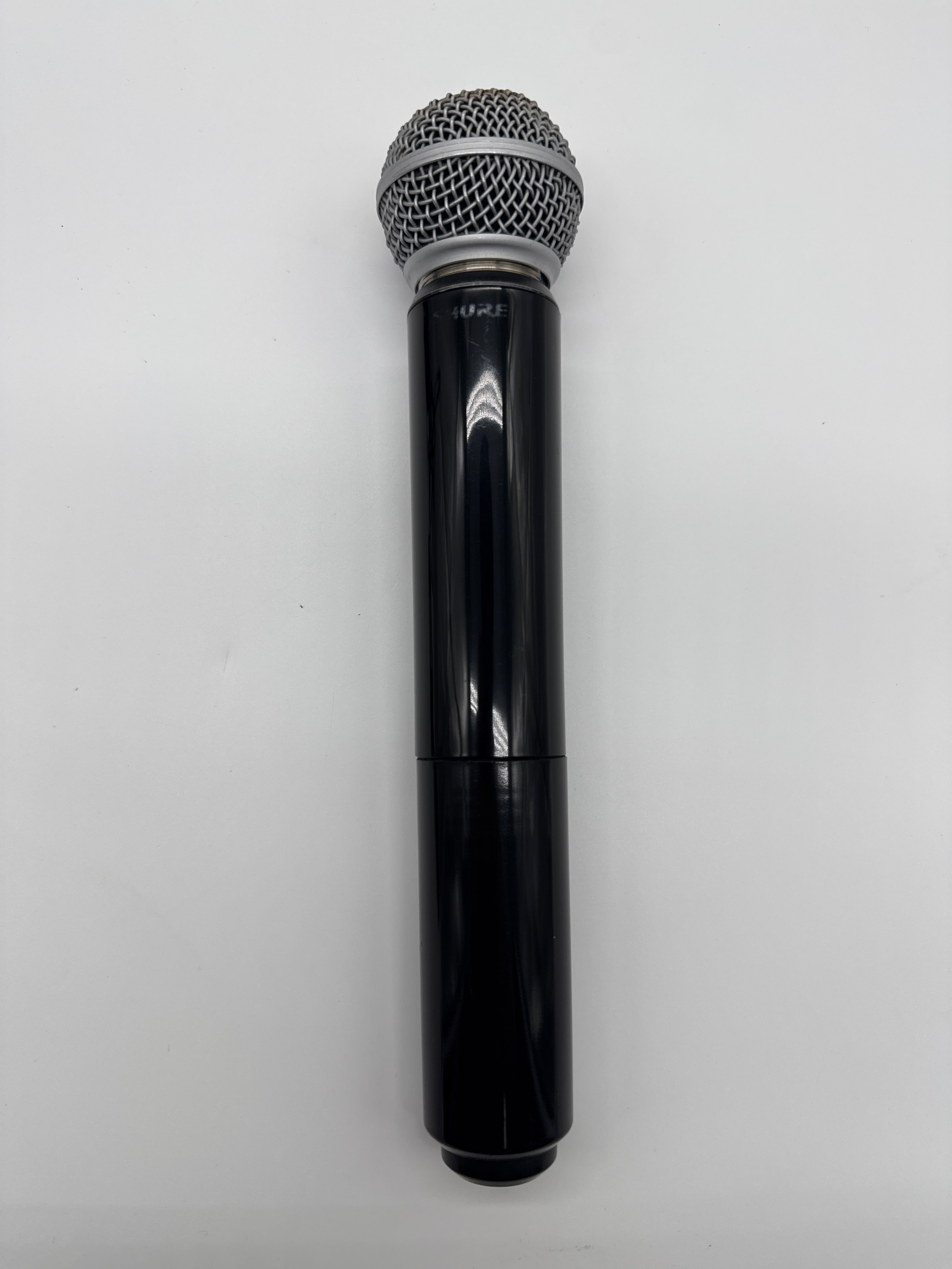 Shure M58 Dynamic Microphone with BLX4R H10 Wireless Receiver Black
