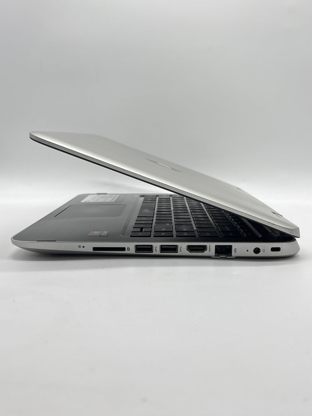 HP Pavilion 13-a010nr AMD A8-6410 8GB RAM 512GB SSD - For Parts (Read DESC)