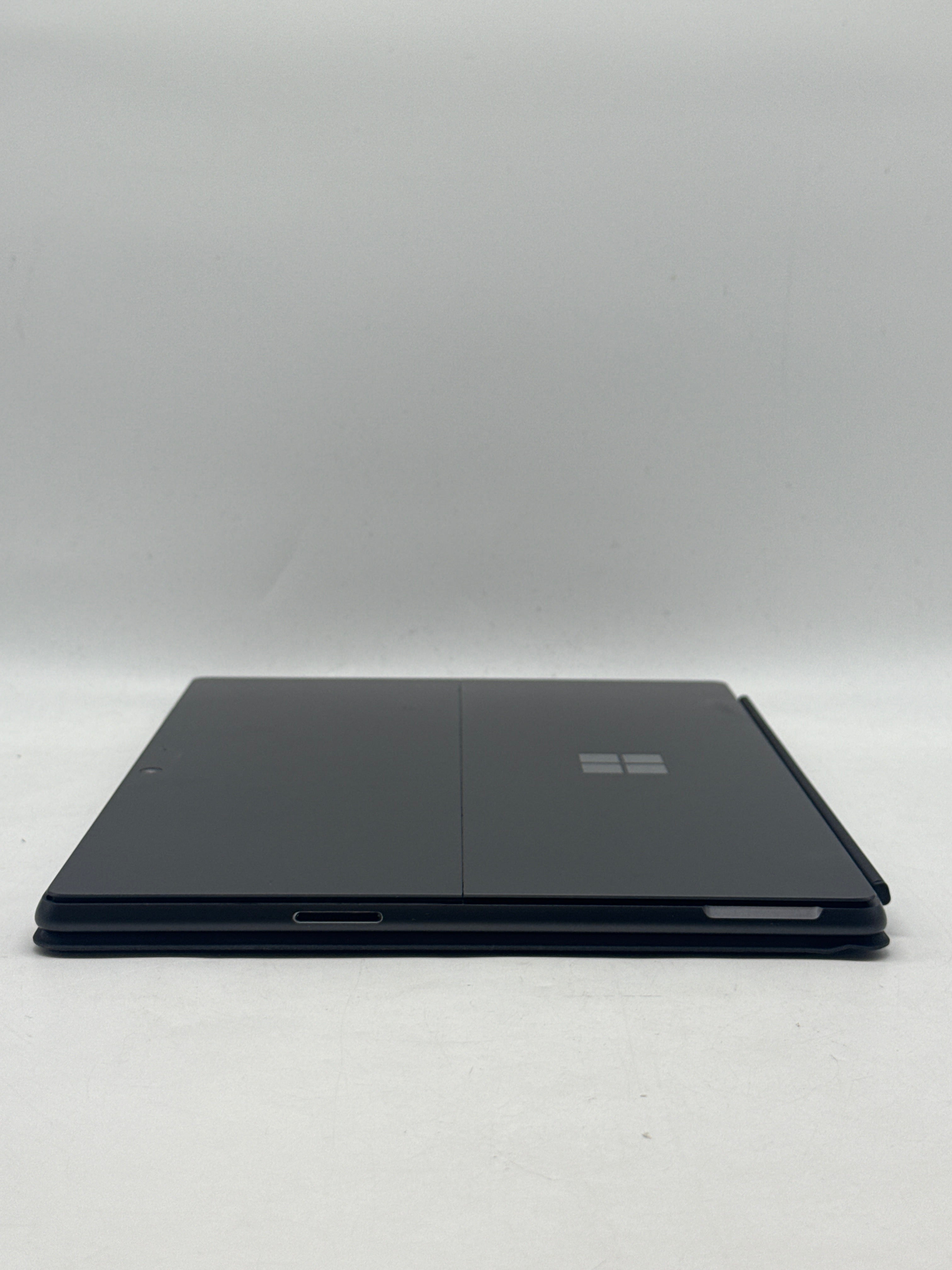 Microsoft Surface Pro 9 13" i5-1245U 8GB 256GB SSD Remotely Managed - For Parts