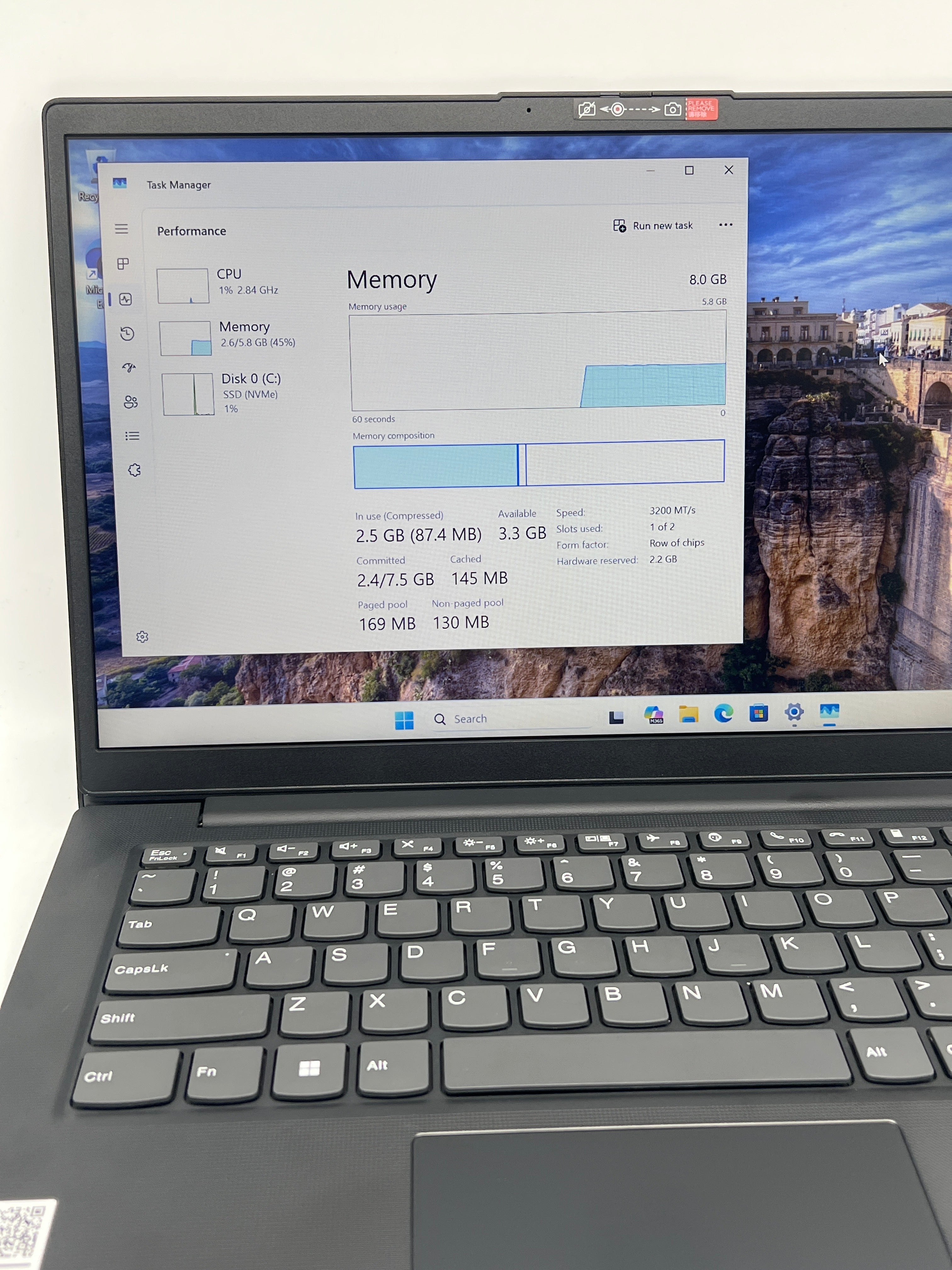 Lenovo ThinkPad V14 G3 Ryzen 5 5625U 8GB RAM 256GB SSD - For Parts (Read)