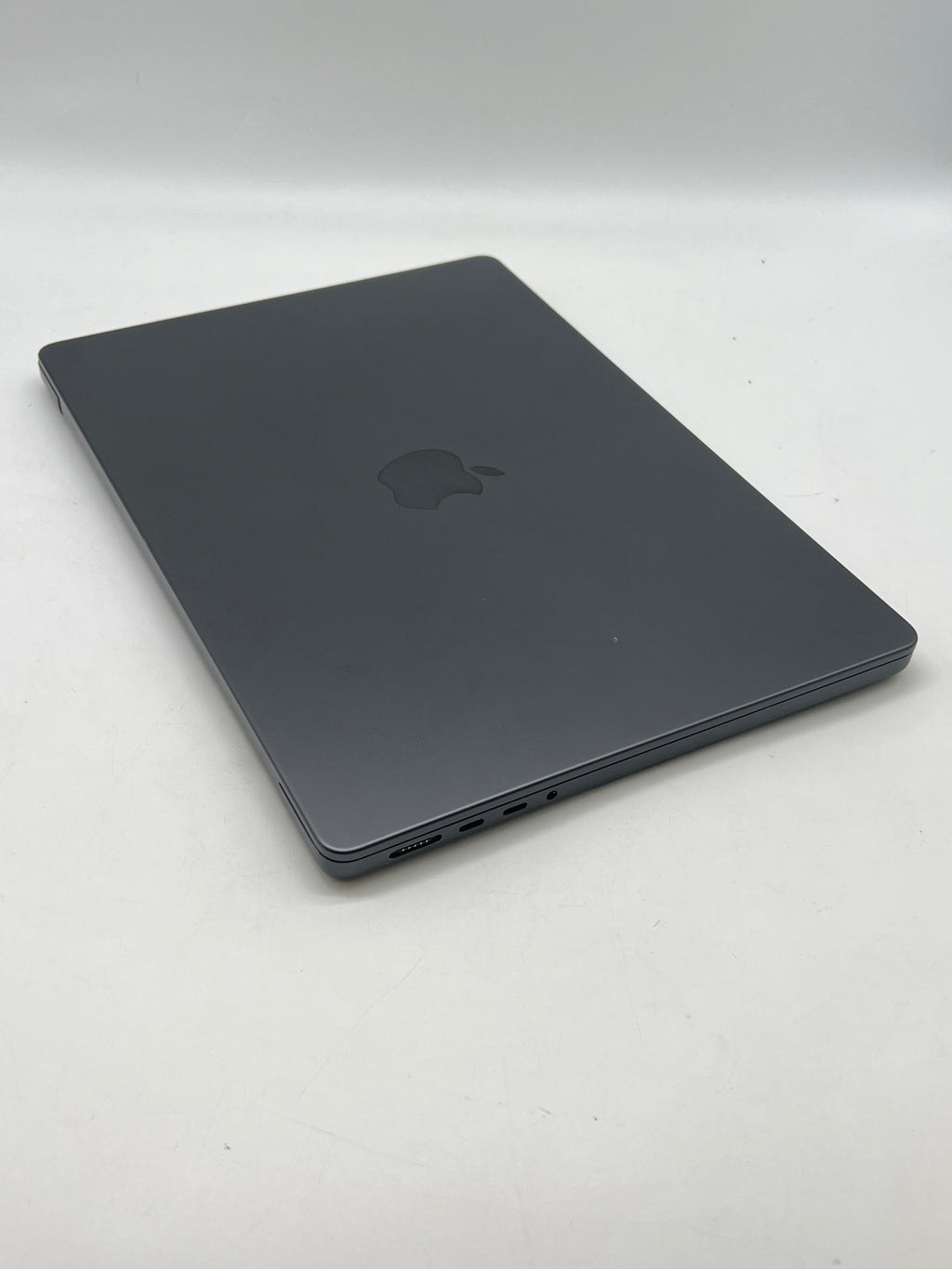 Apple MacBook Pro 14" M4 16GB RAM 512GB SSD - Used
