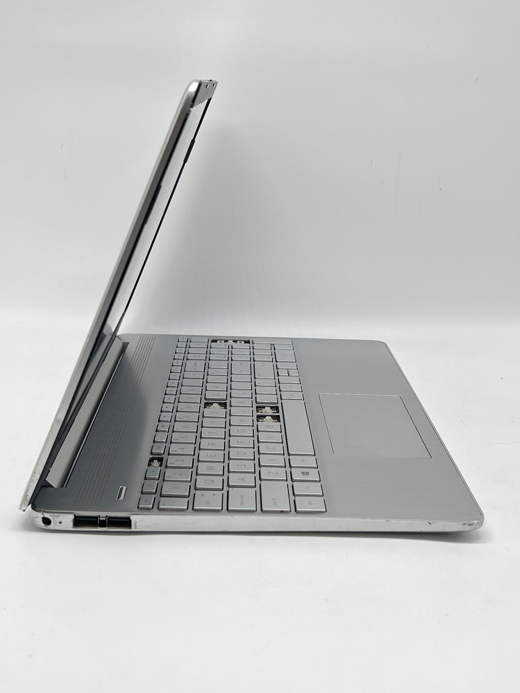 HP 15-ef1038nr AMD Athlon 3150u 4GB RAM 256GB SSD - For Parts (Read)