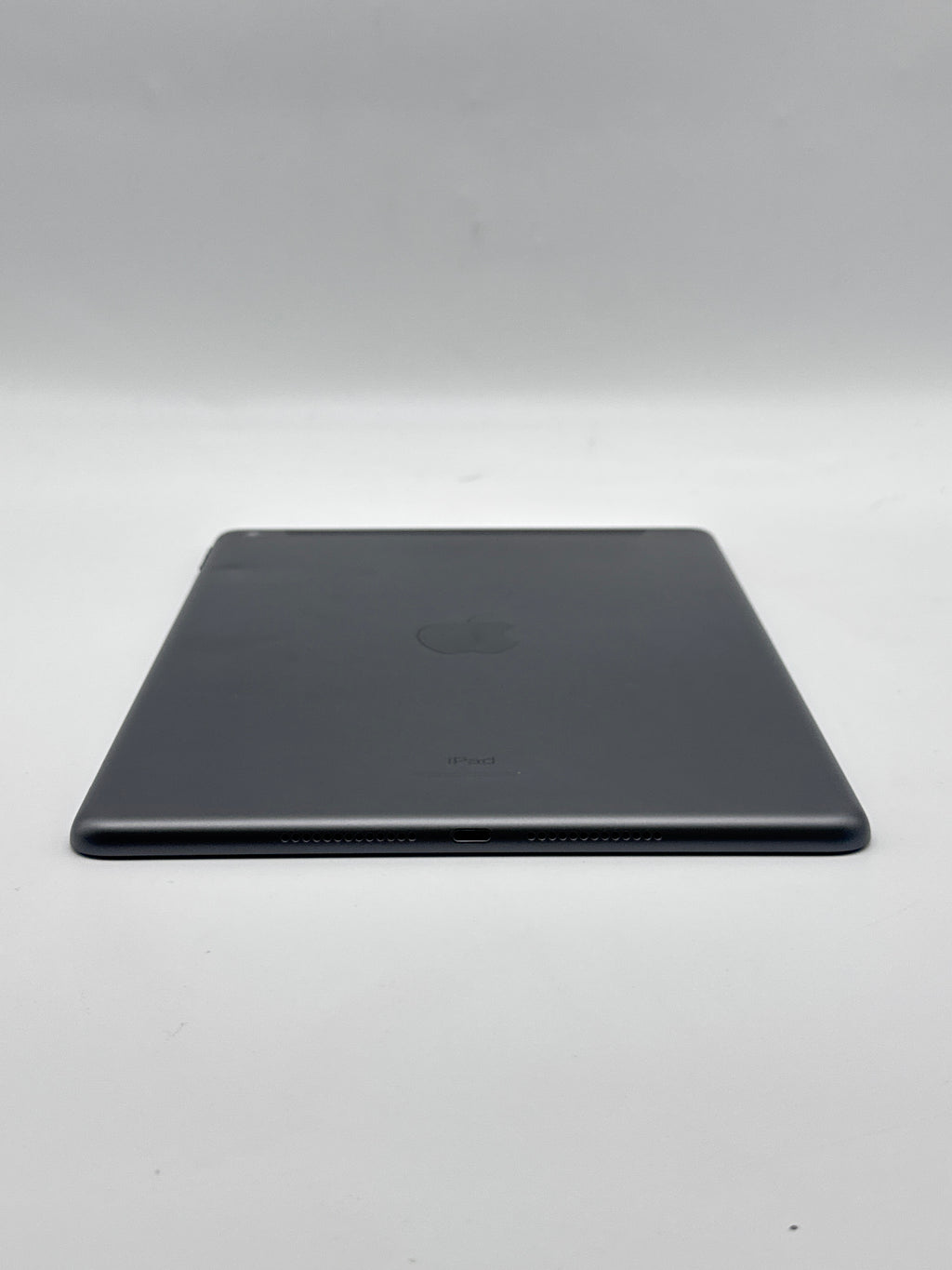 Apple iPad 9th Gen 10.2" 64GB Wi-Fi + Cellular Space Gray Unlocked - Used