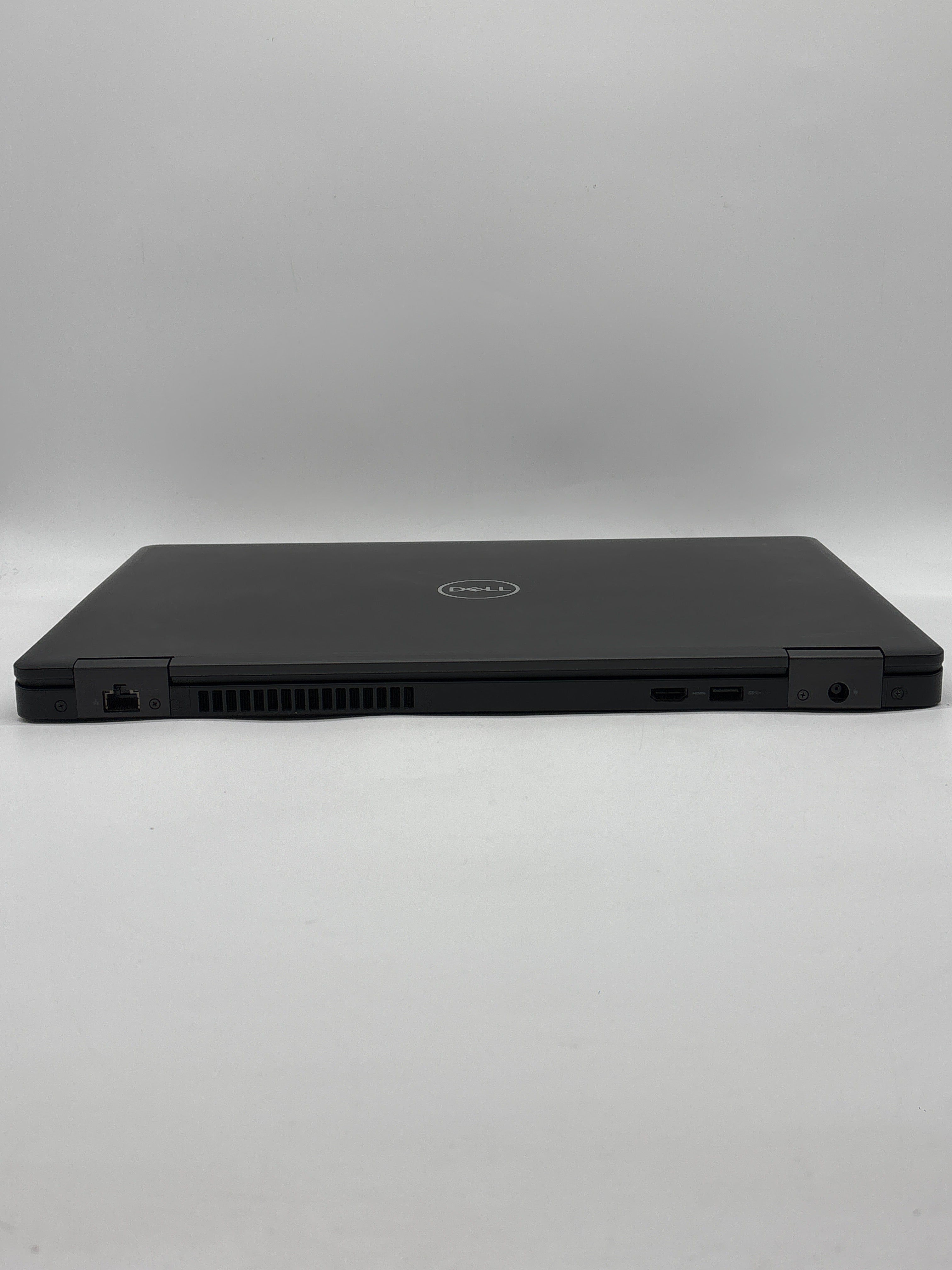 Dell Latitude 5590 15.6" Core i7-8650U 32GB 1TB SSD - For Parts