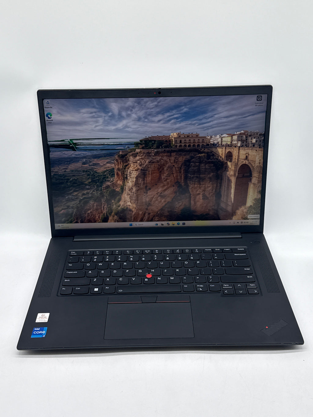 Lenovo ThinkPad P1 Gen 5 16" Core i7-12700H 32GB RAM 1TB SSD - For Parts