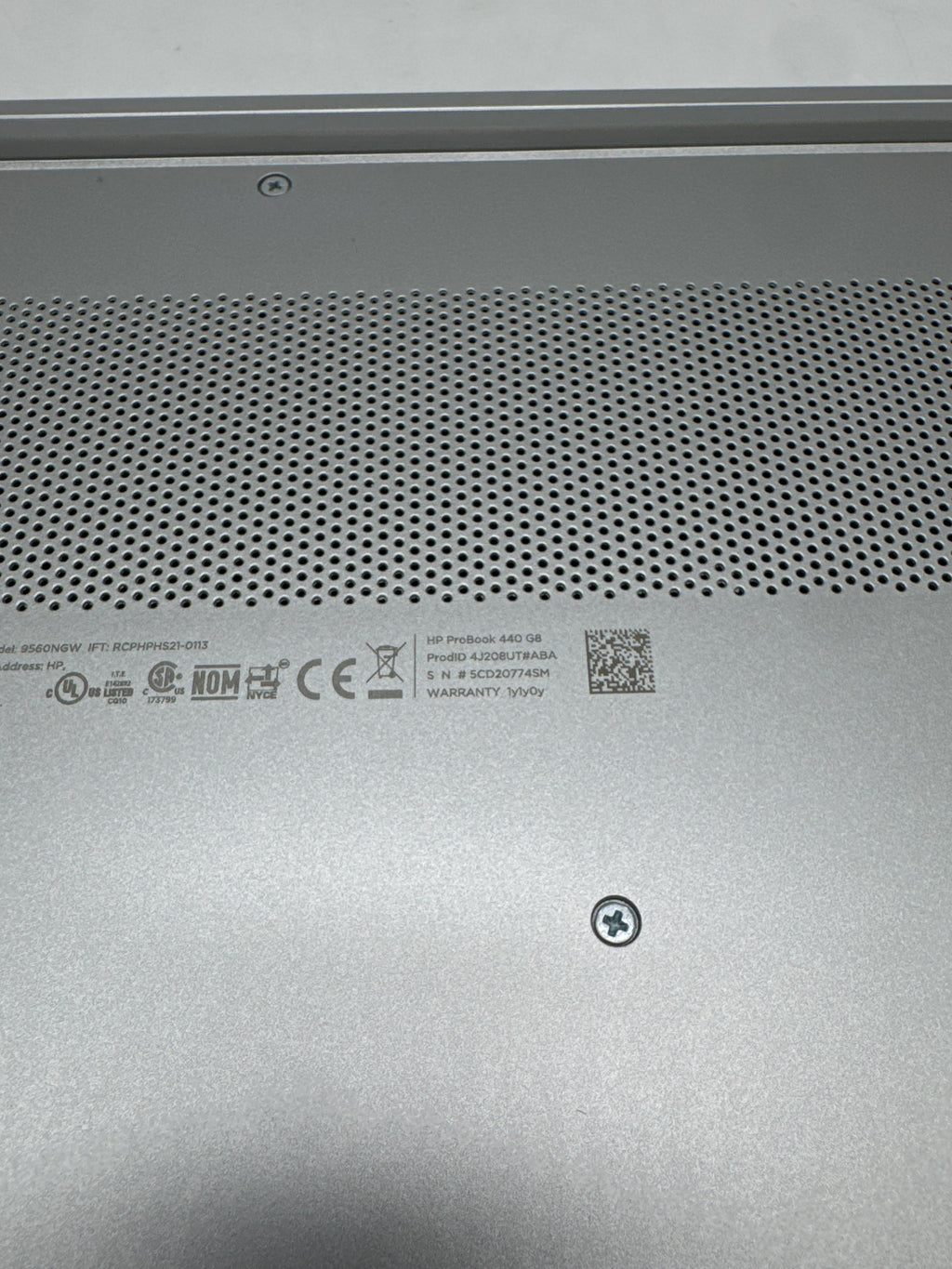 HP ProBook 440 G8 Core i5-1135G7 16GB RAM 512GB SSD - For Parts