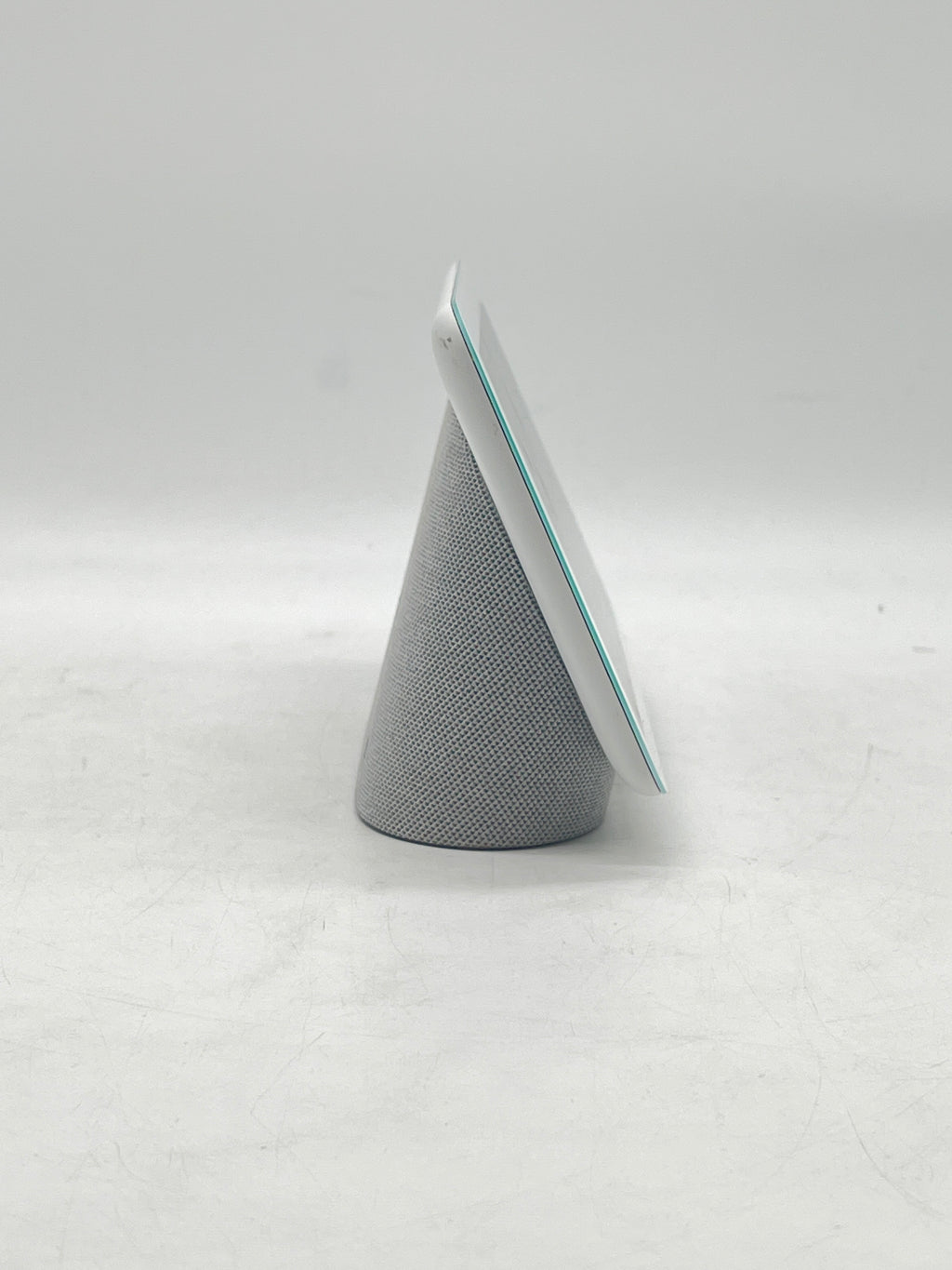 Google Nest Hub 2A White Smart Speaker Home Device - Used