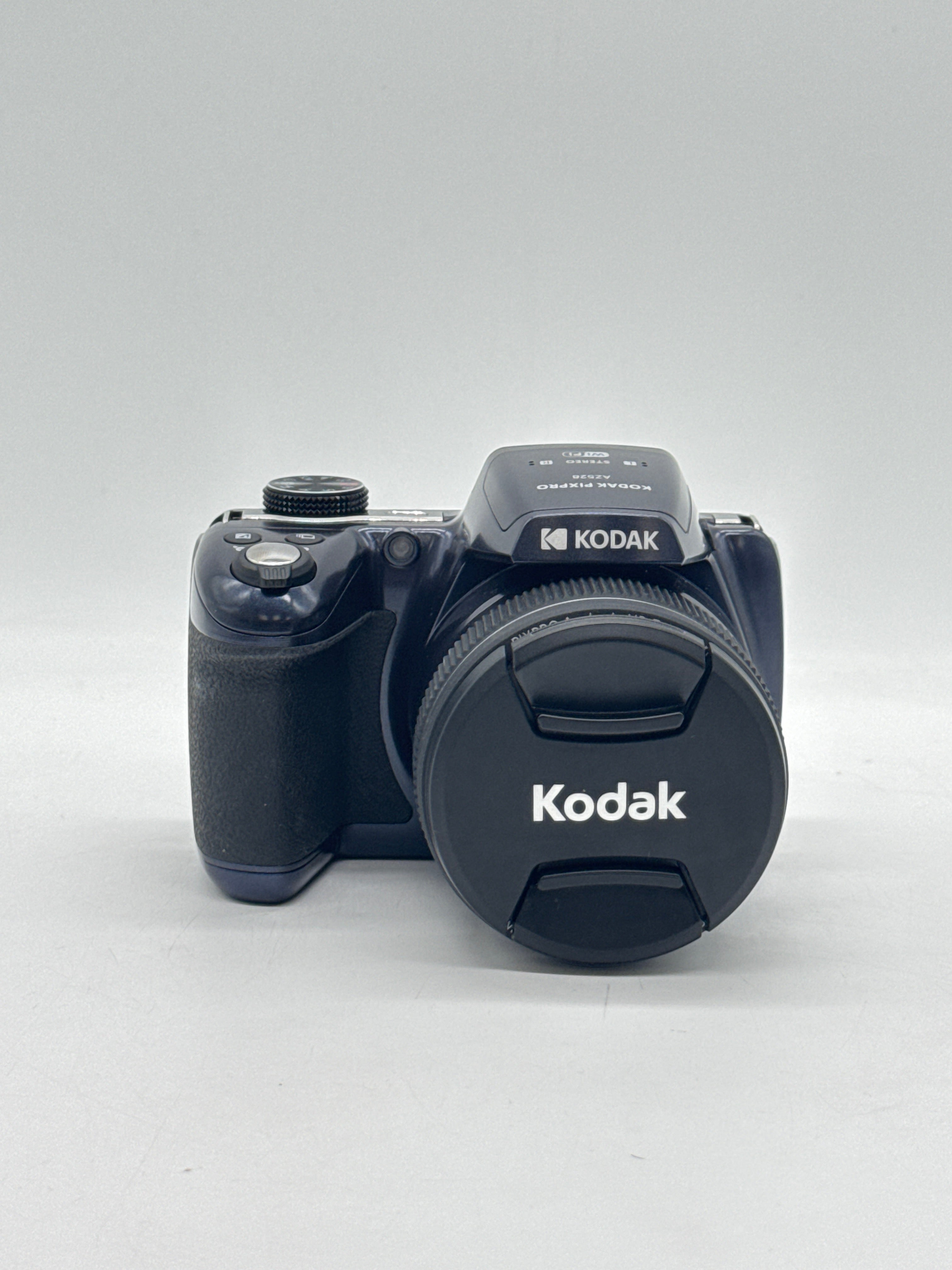 Kodak PIXPRO AZ528 16.0MP Digital Camera - Used