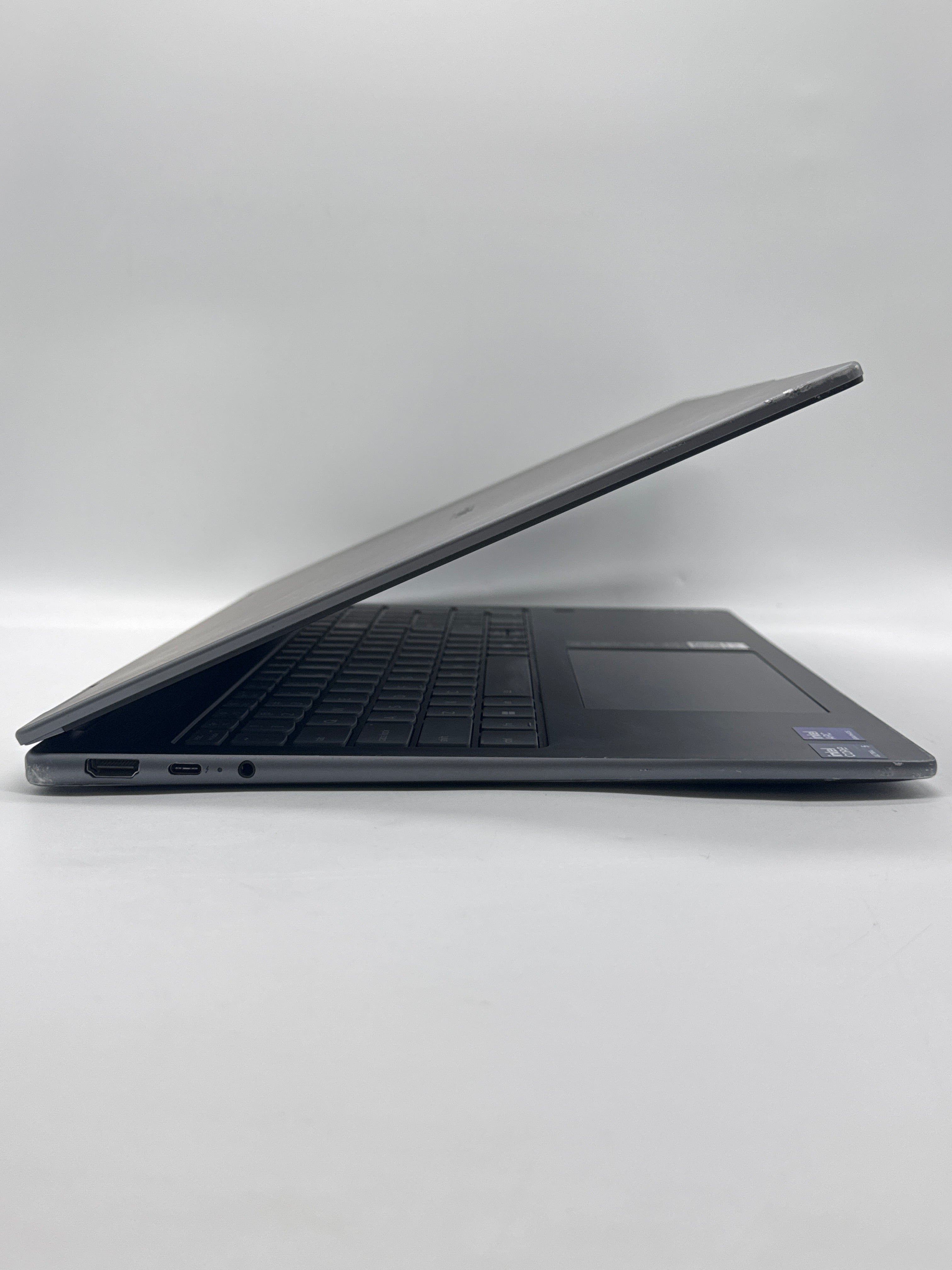 Lenovo Yoga 7 2 in 1 16ILL10 Ultra 5 226V 16GB RAM 512GB SSD - For Parts (Read DESC)