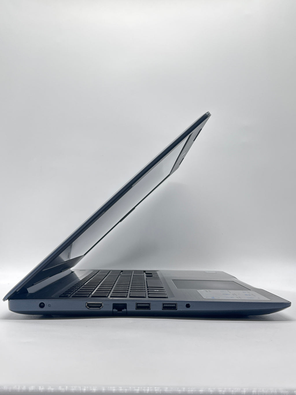 Dell Inspiron 15 5570 i3-8130U 12GB RAM 1TB HDD