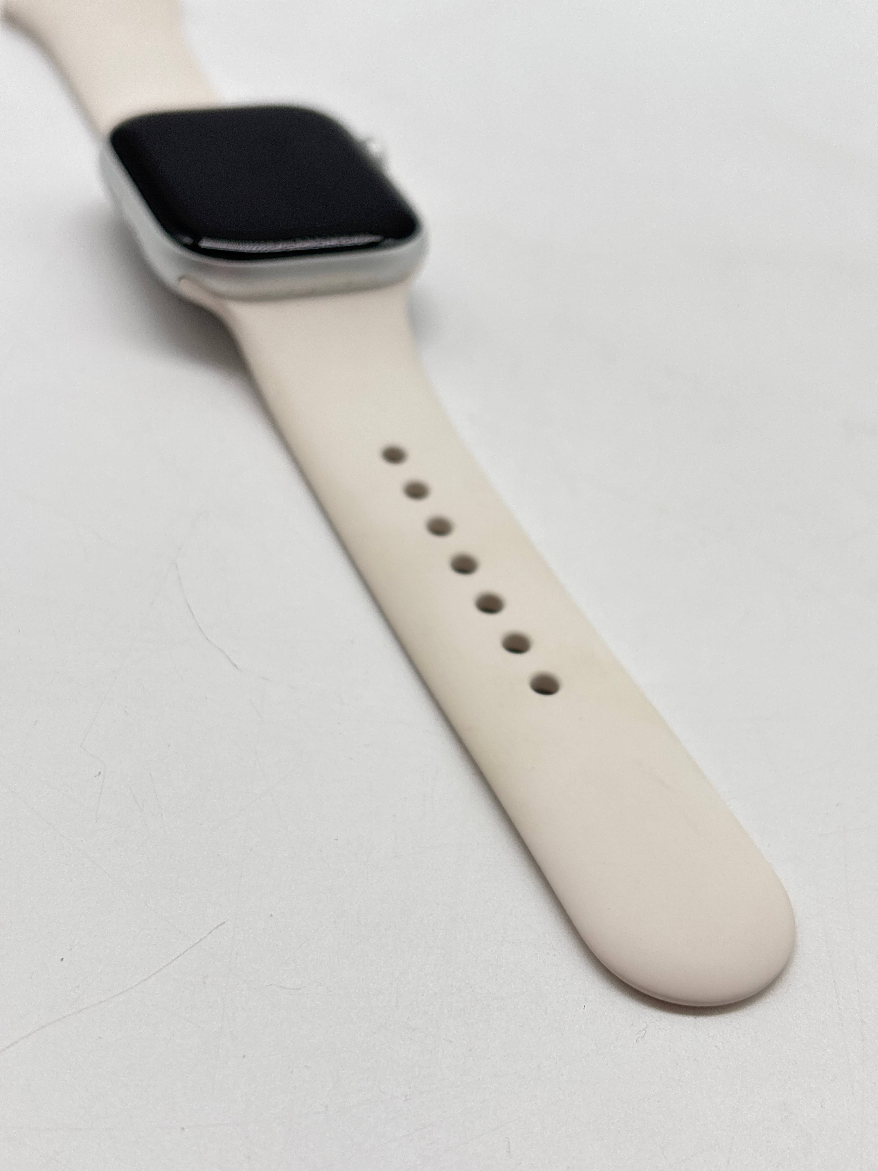 Apple Watch Series 10 GPS 42mm A2997 - Used