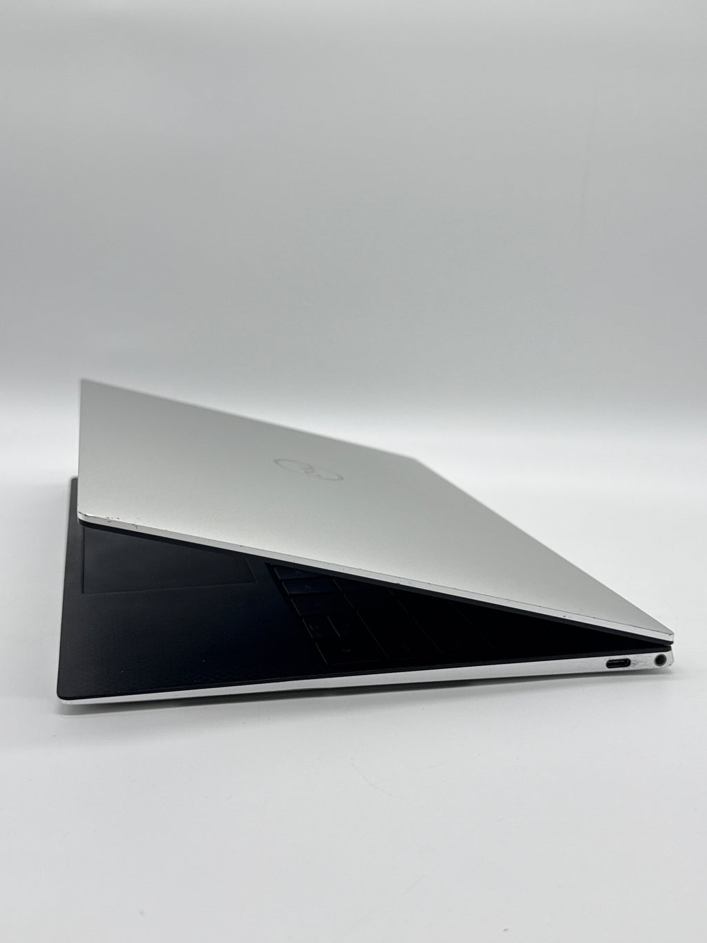 Dell XPS 13 9310 i7-115G7 32GB RAM 1TB SSD - For Parts (READ DESC)